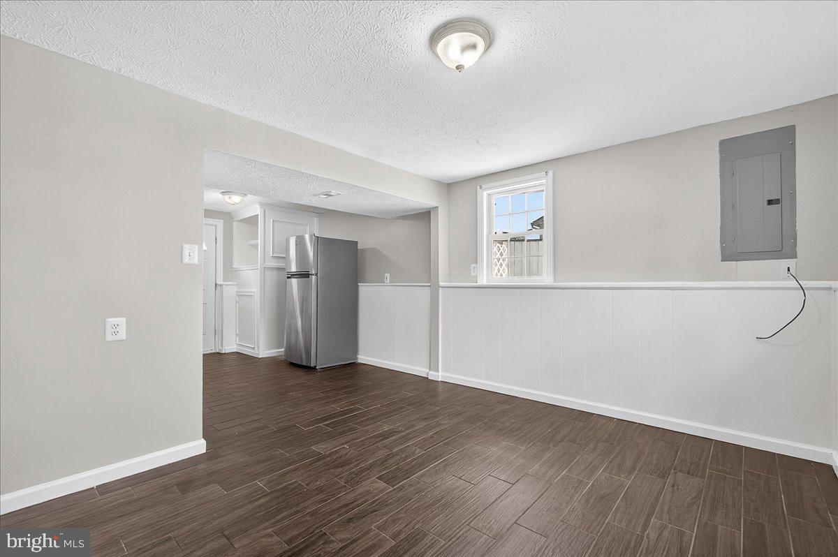 HILLCREST ORCHARDS - Residential