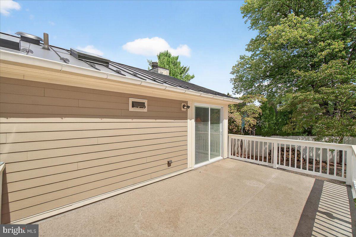 HILLCREST ORCHARDS - Residential