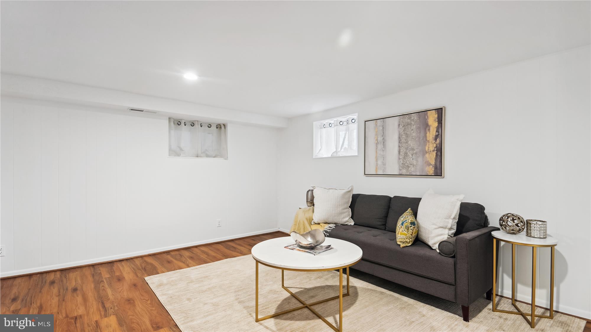 FAIRLINGTON MEWS - Residential