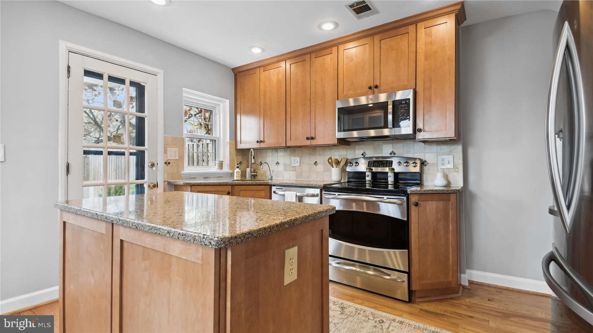 FAIRLINGTON MEWS - Residential