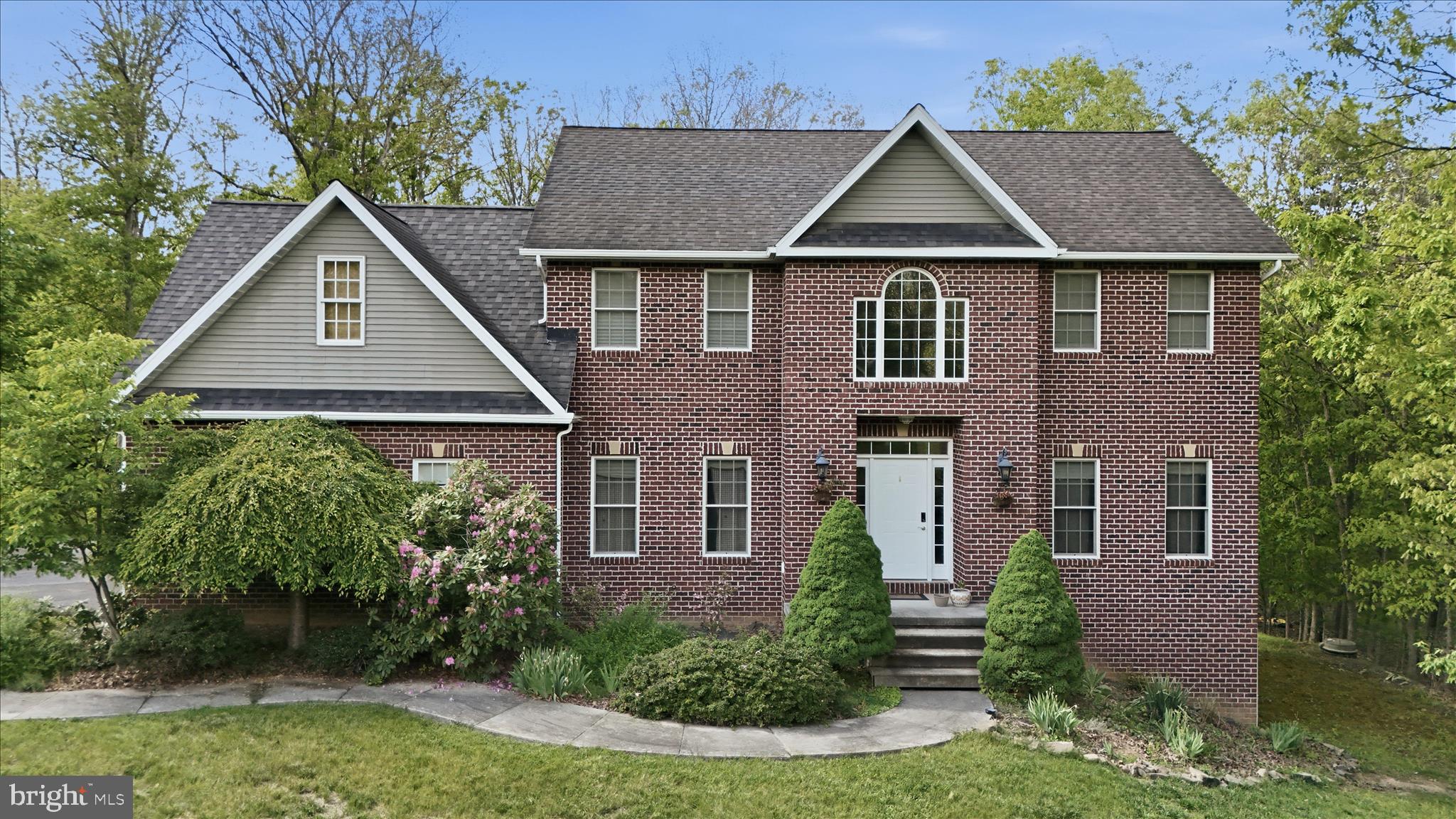 LAKEWOOD - Residential