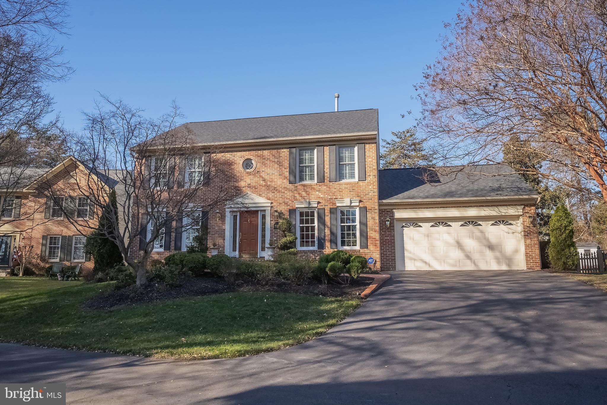 CROSSPOINTE - Residential