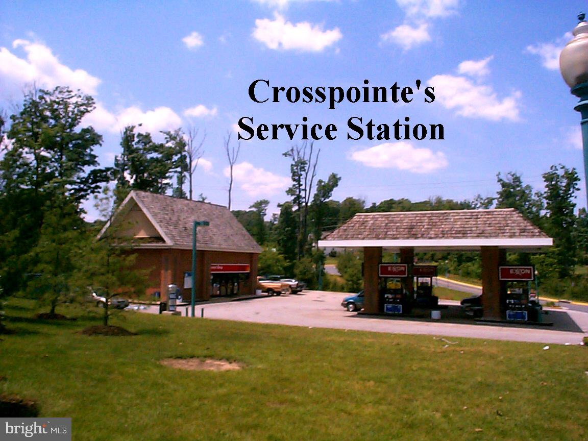 CROSSPOINTE - Residential