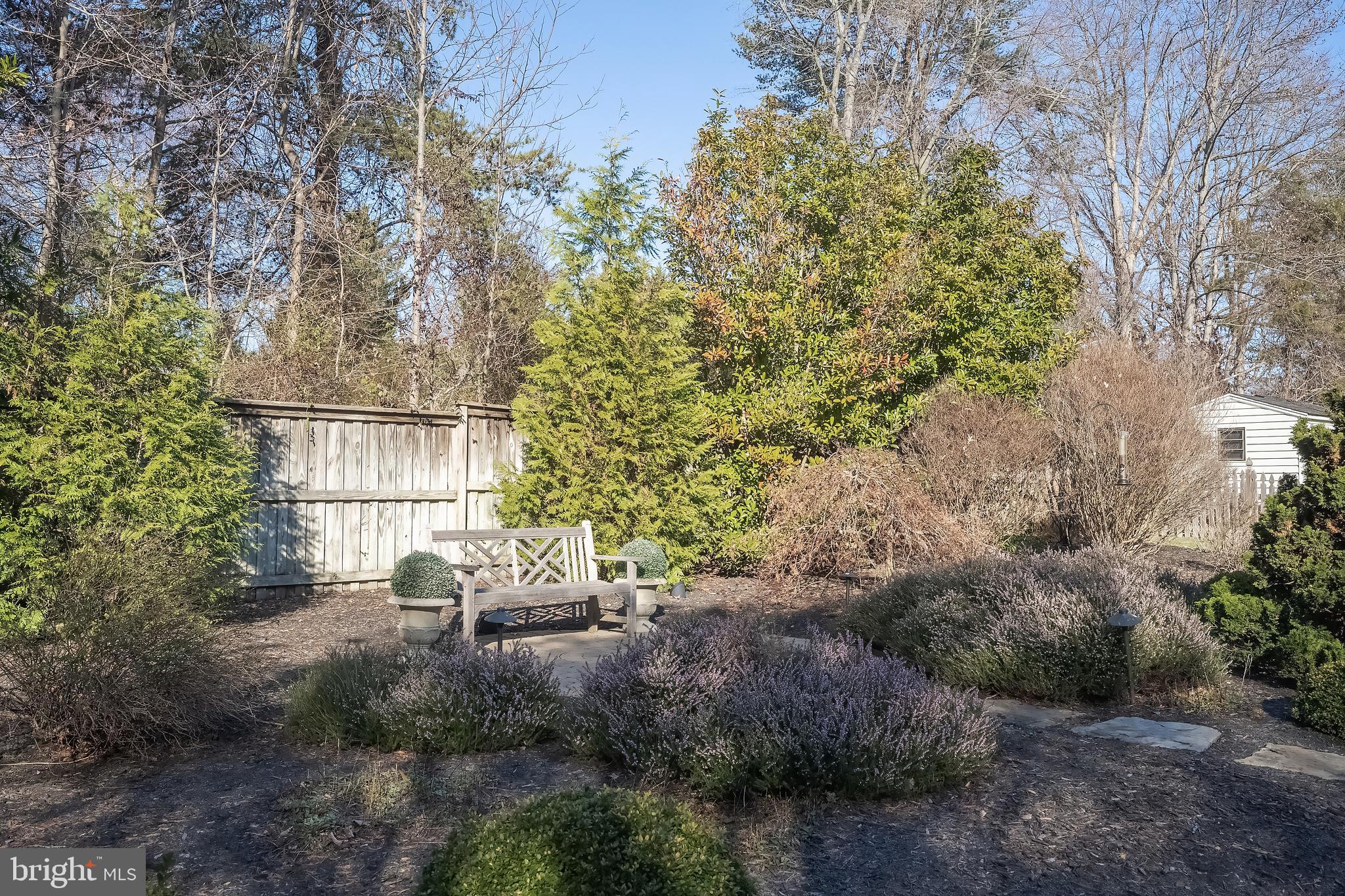 CROSSPOINTE - Residential