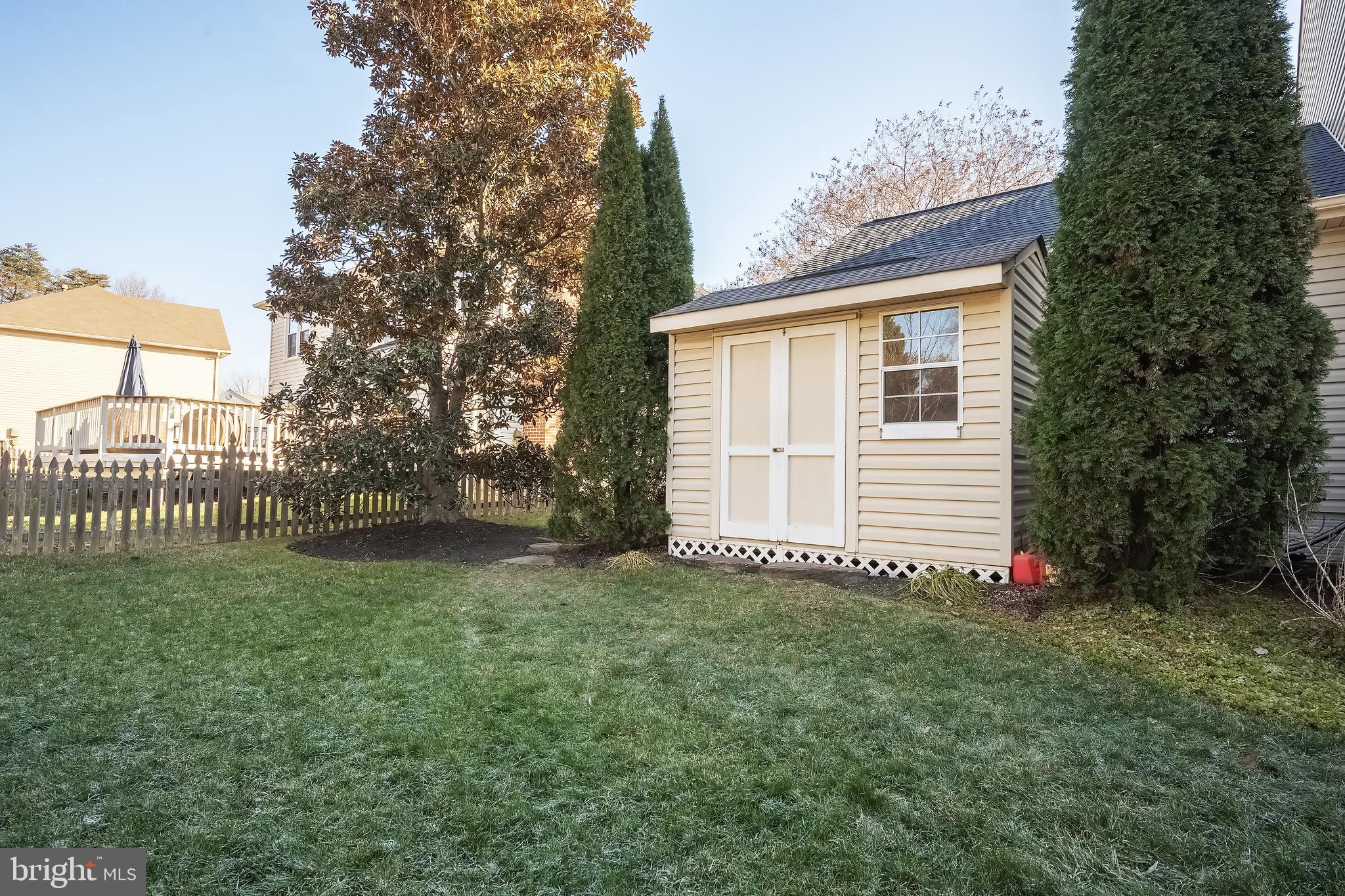 CROSSPOINTE - Residential