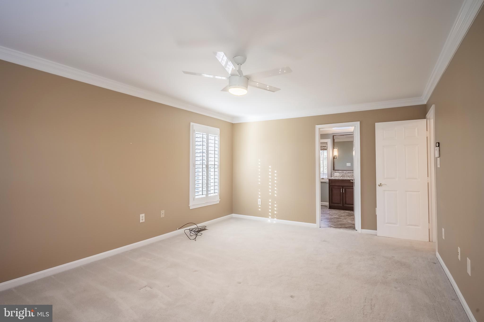 CROSSPOINTE - Residential