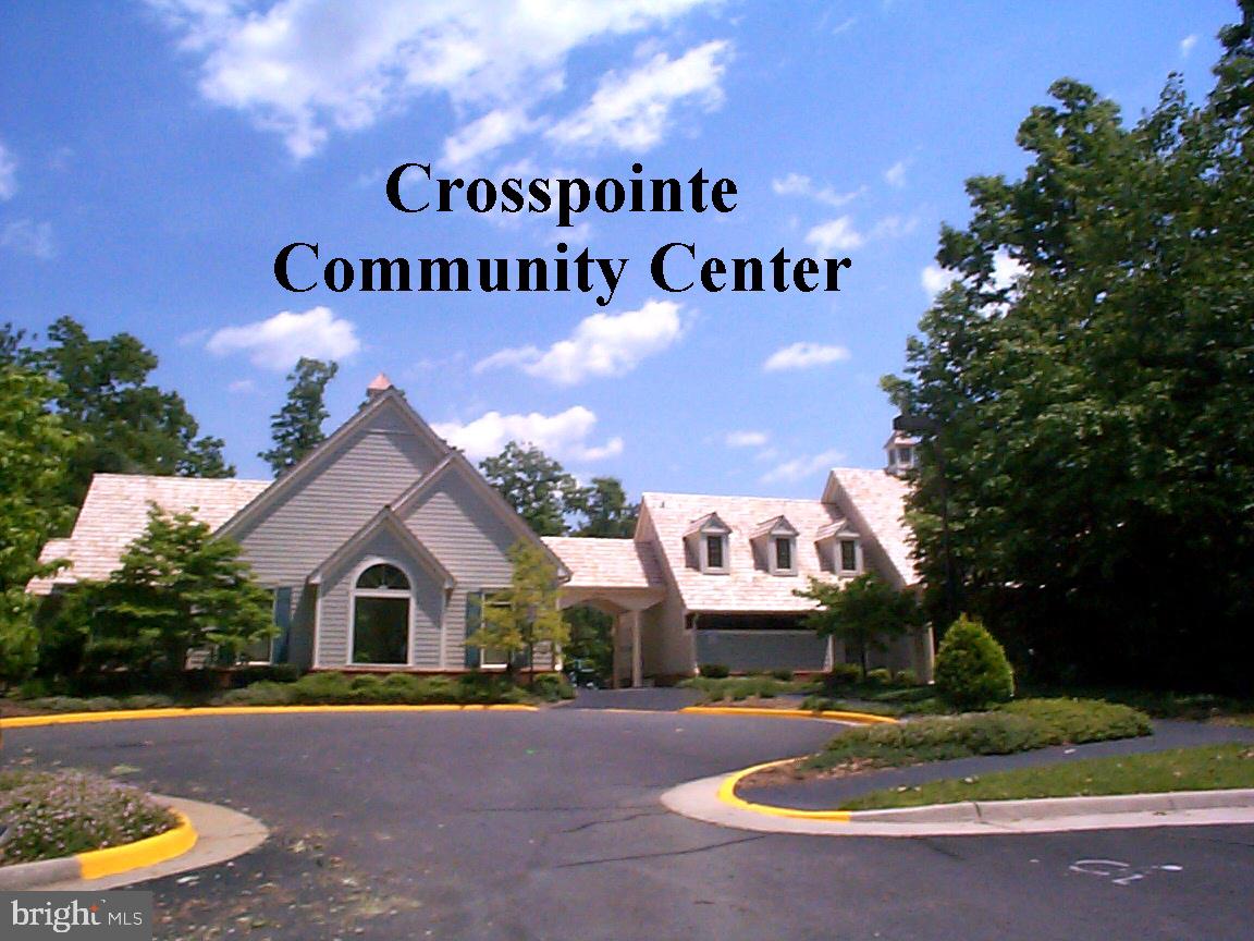 CROSSPOINTE - Residential