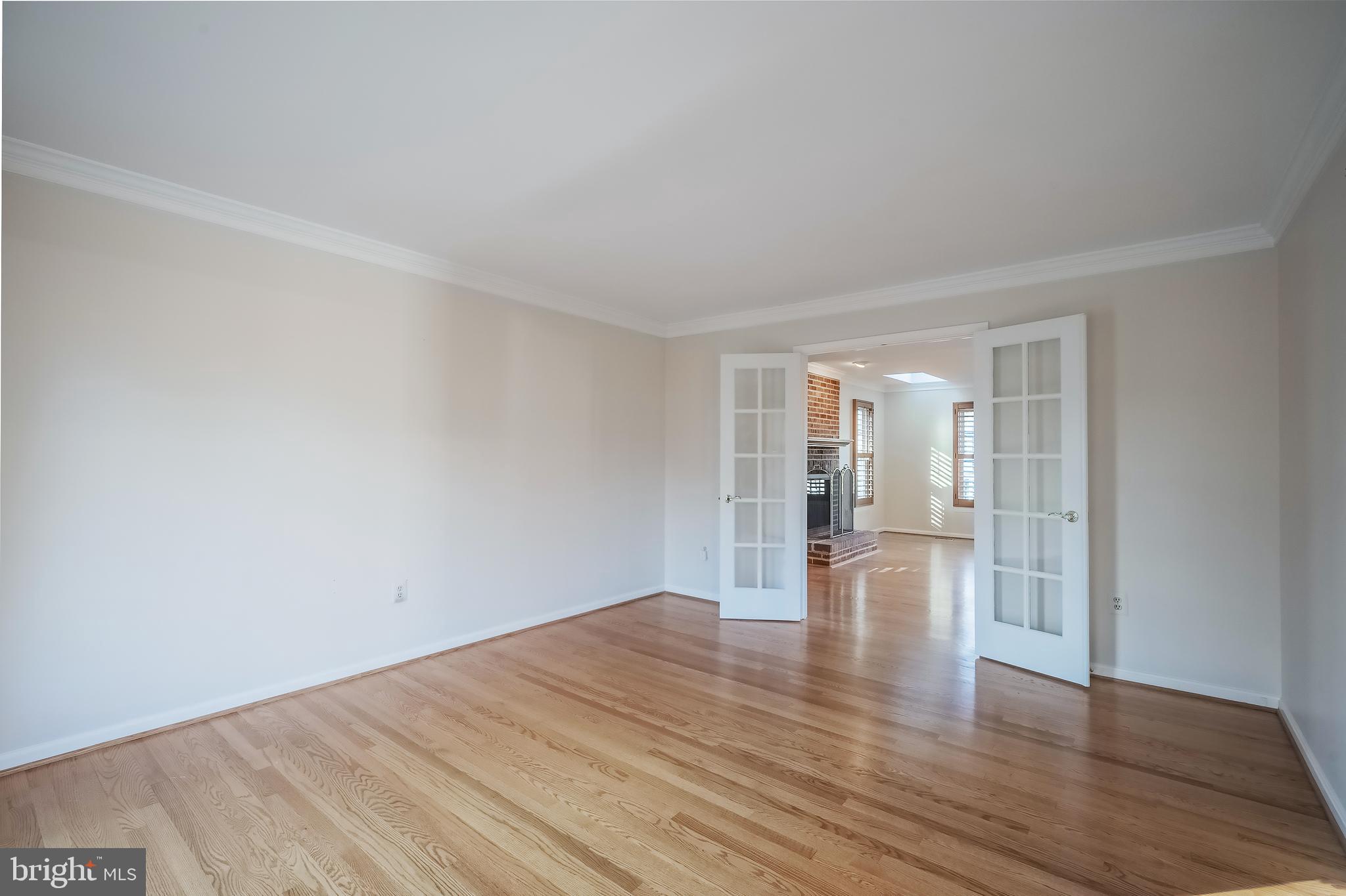 CROSSPOINTE - Residential