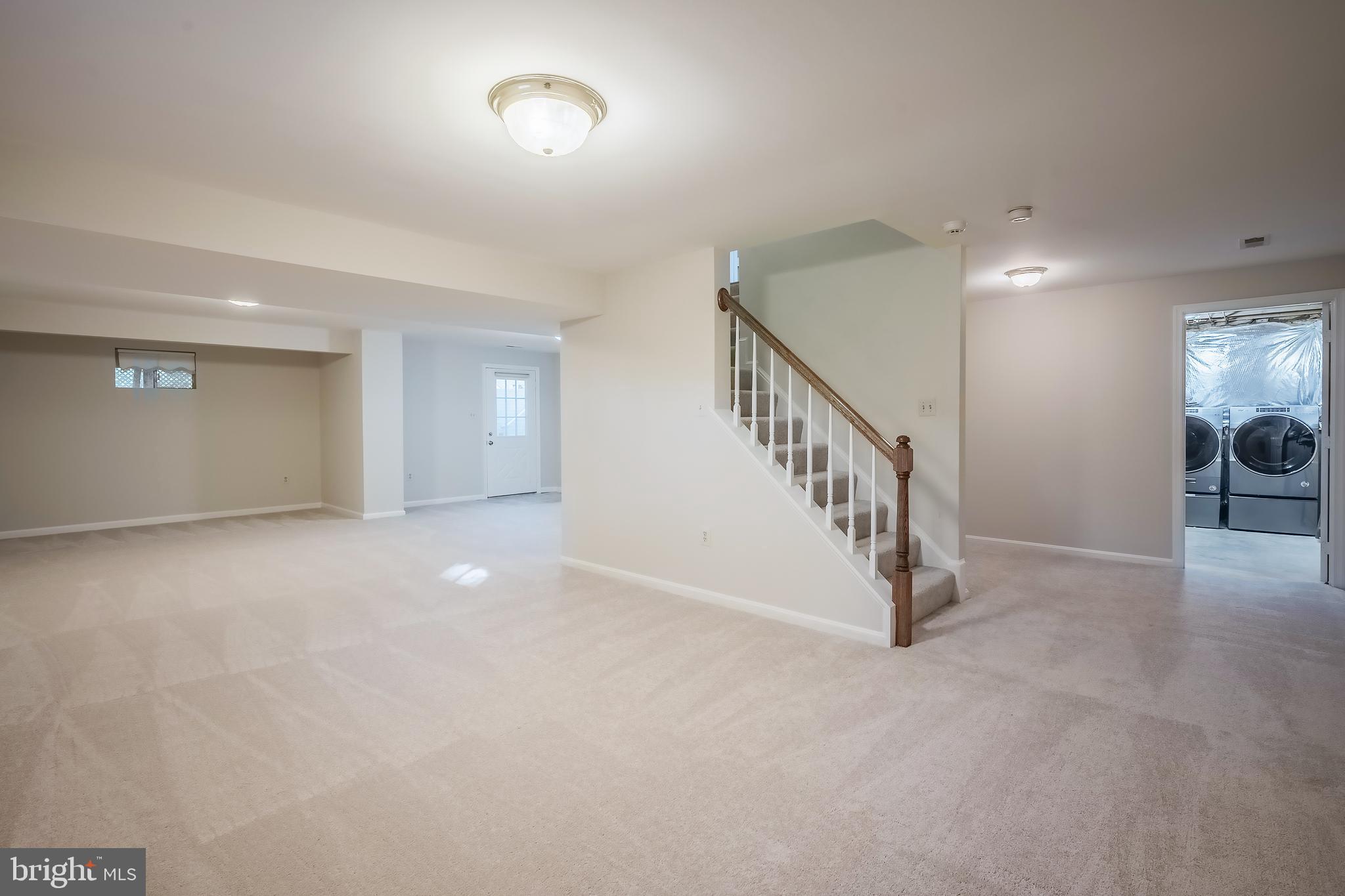 CROSSPOINTE - Residential