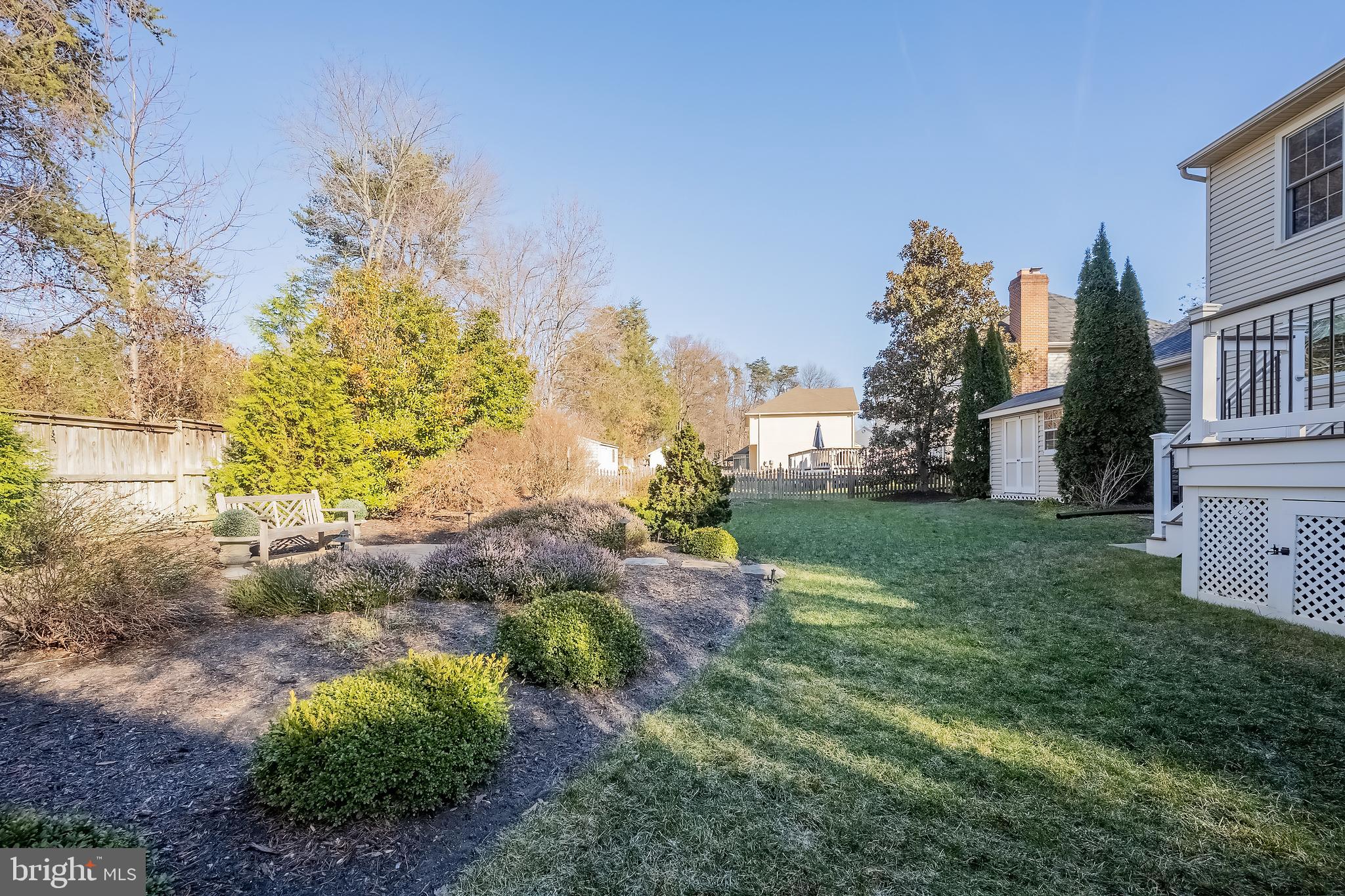 CROSSPOINTE - Residential