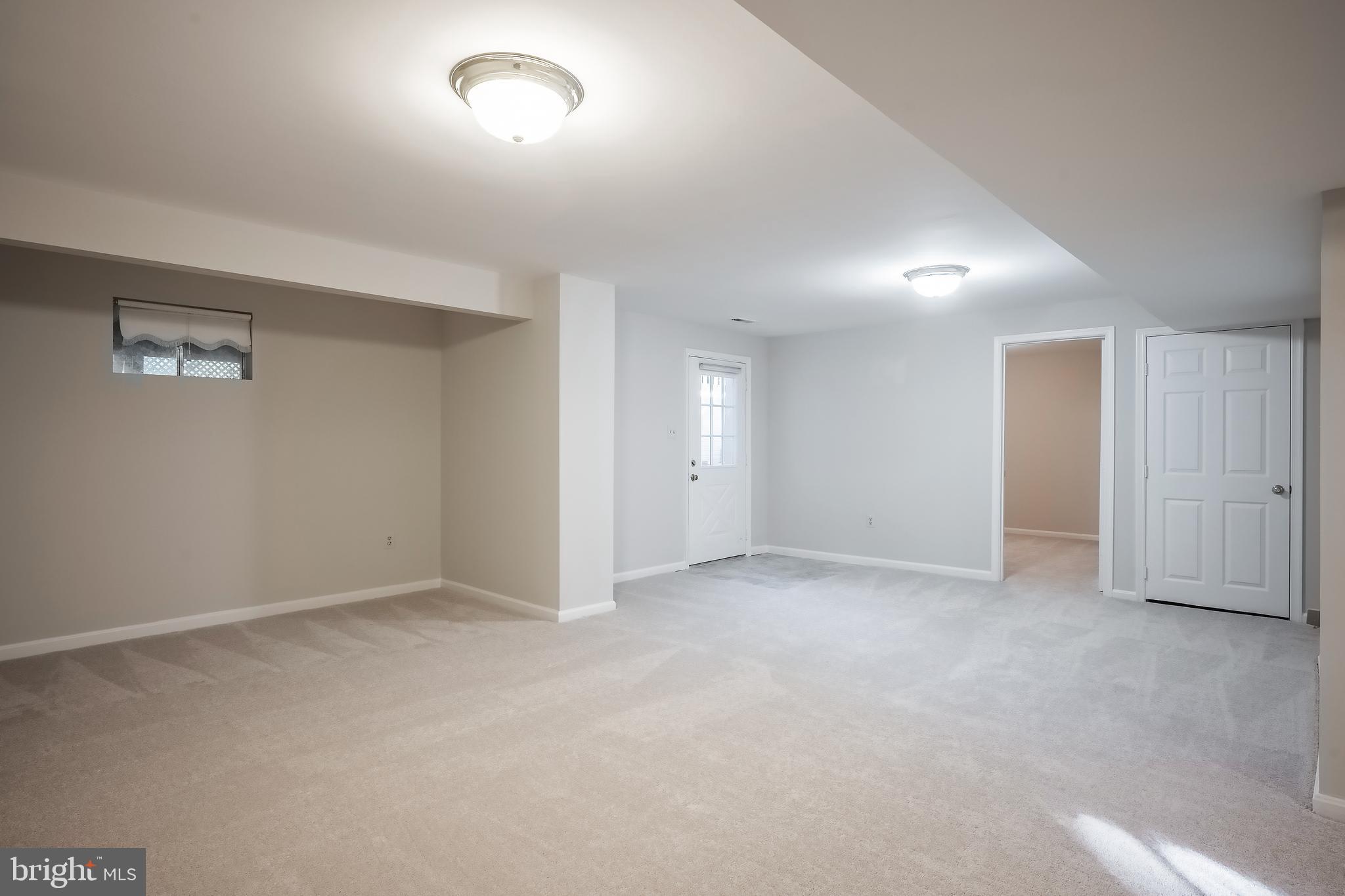 CROSSPOINTE - Residential