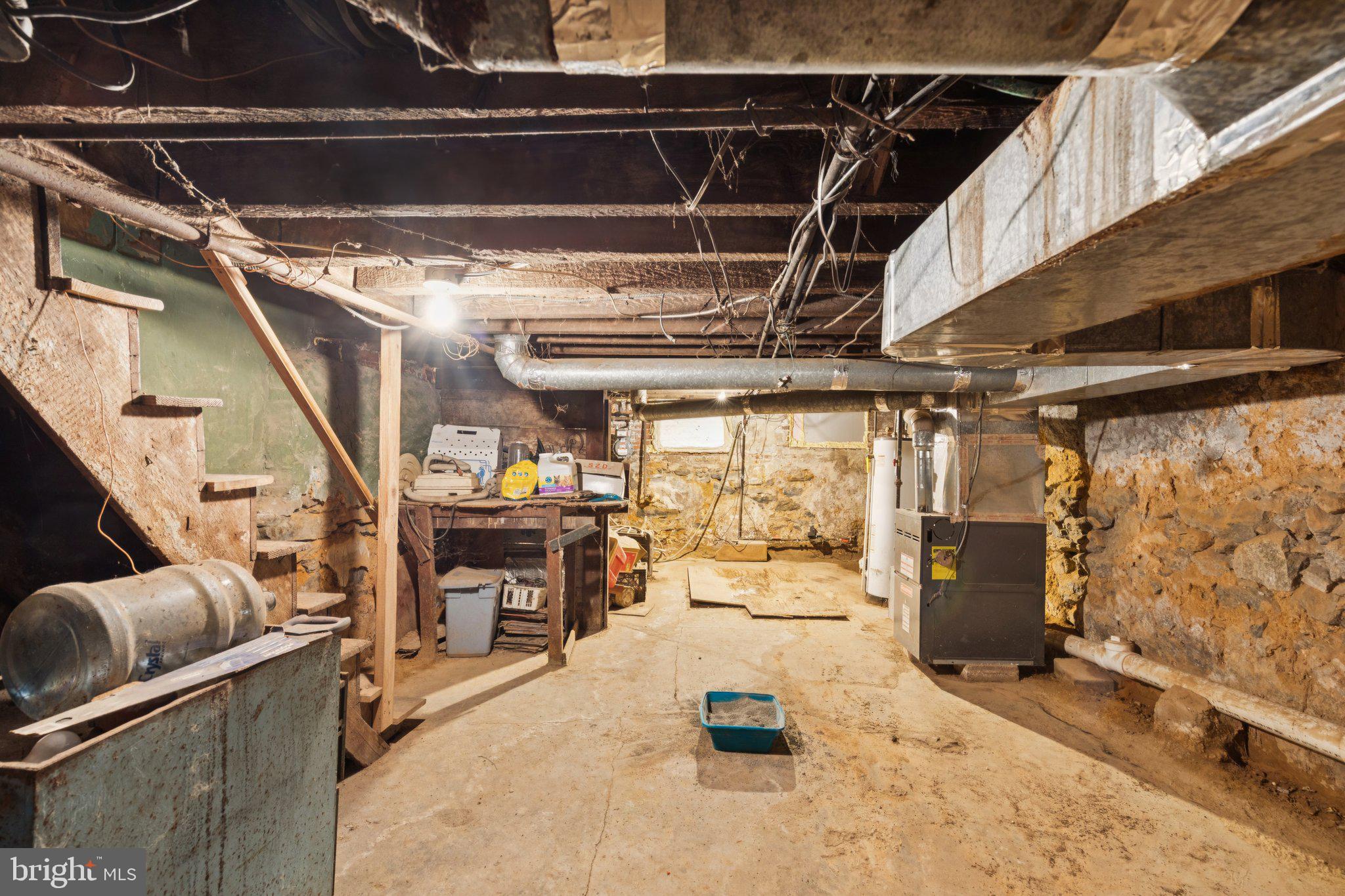 STRAWBERRY MANSION - Residential