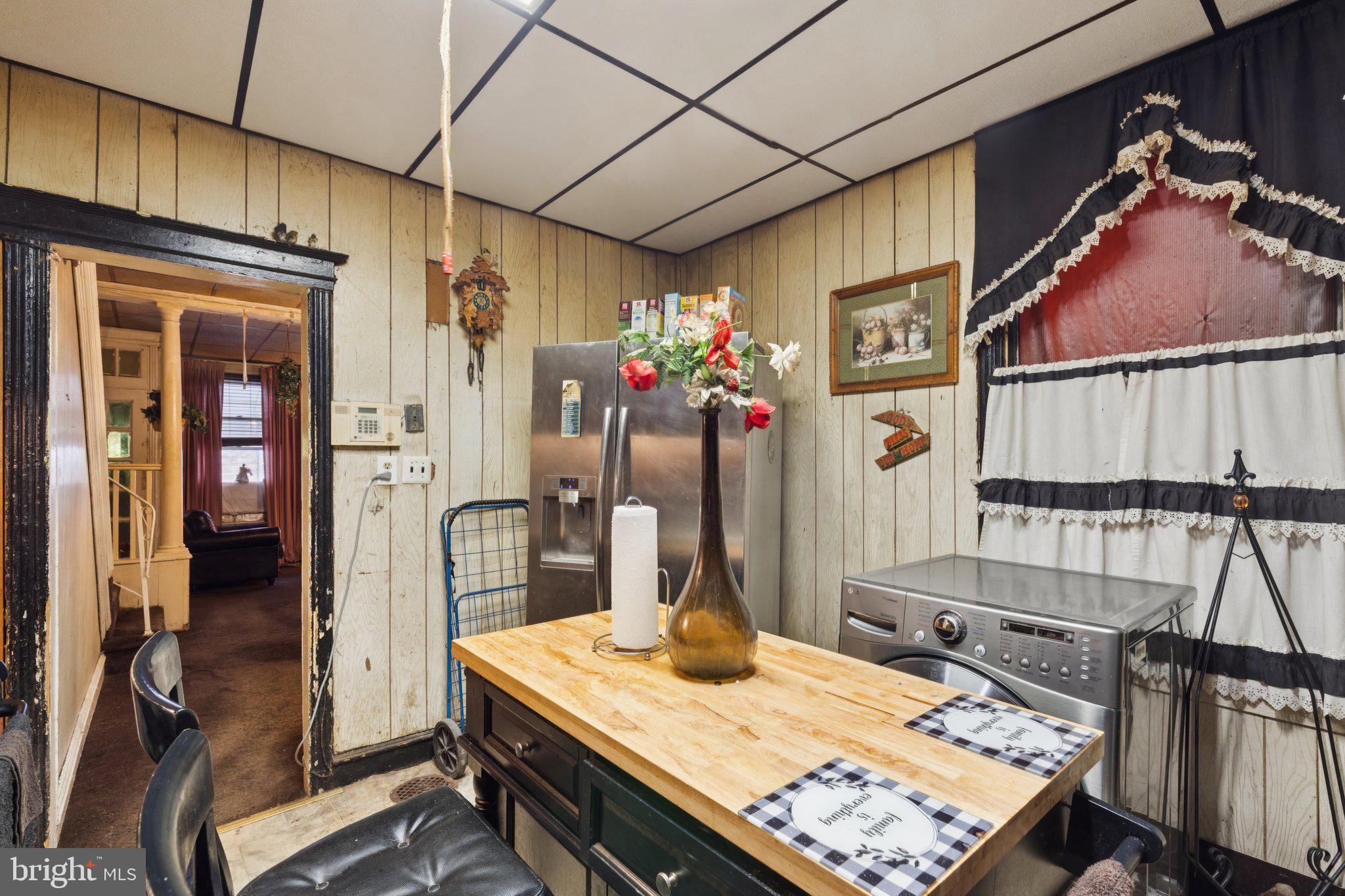 STRAWBERRY MANSION - Residential