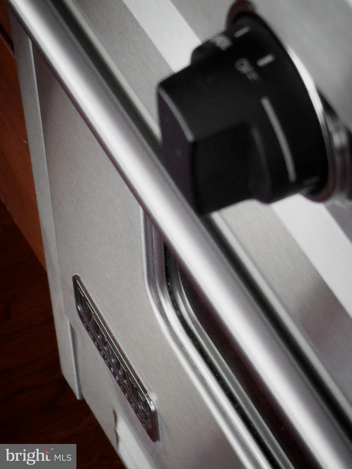 NAVAL SQUARE - Residential