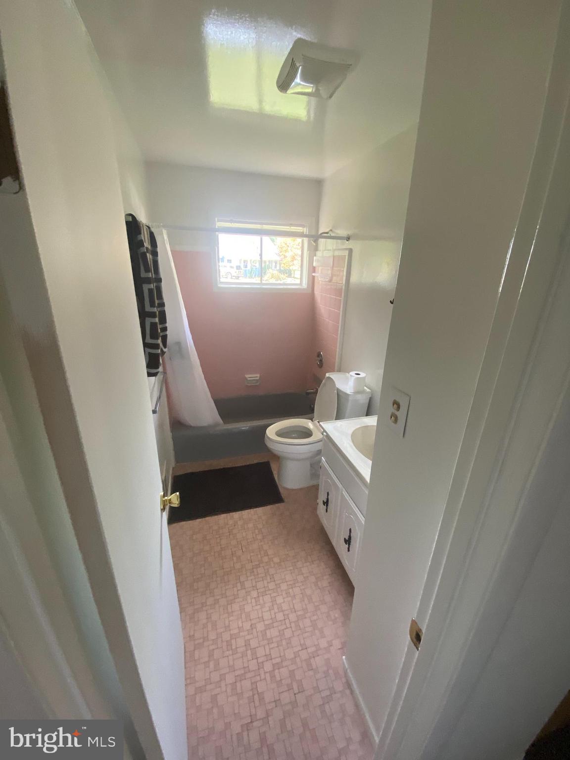 OLDEWOODE - Residential Lease