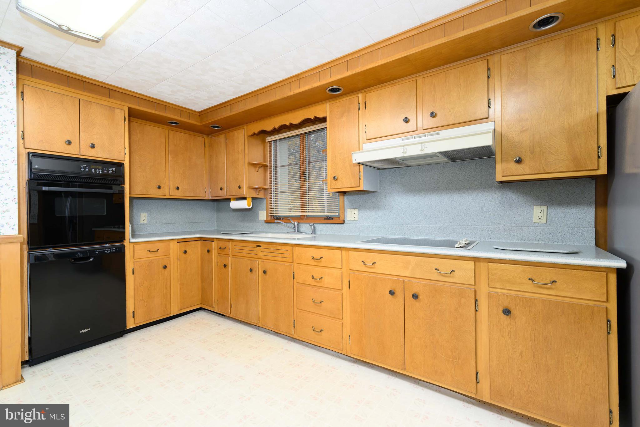 EAST PENNSBORO - Residential