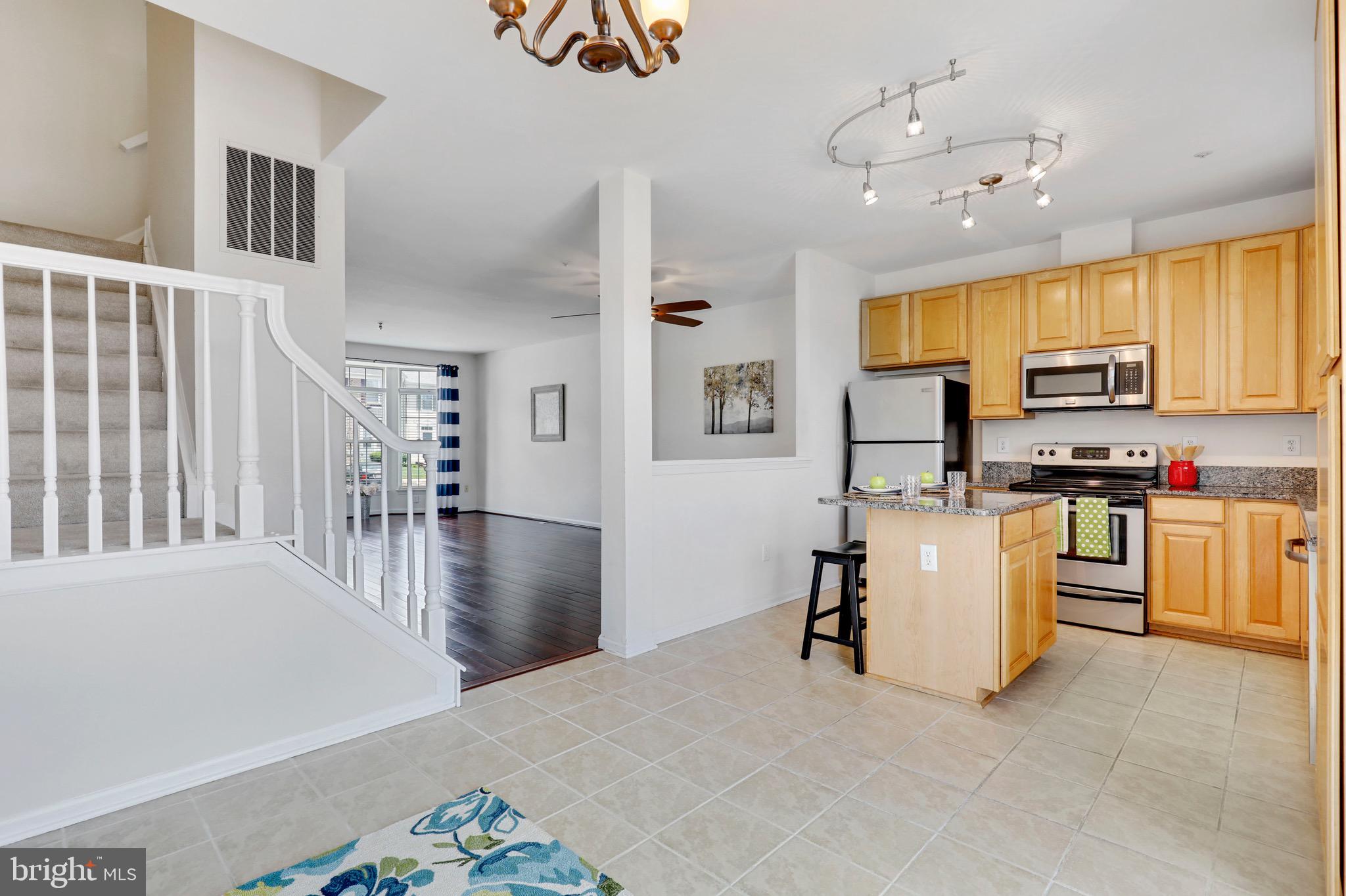 COUNTRY WALK - Residential