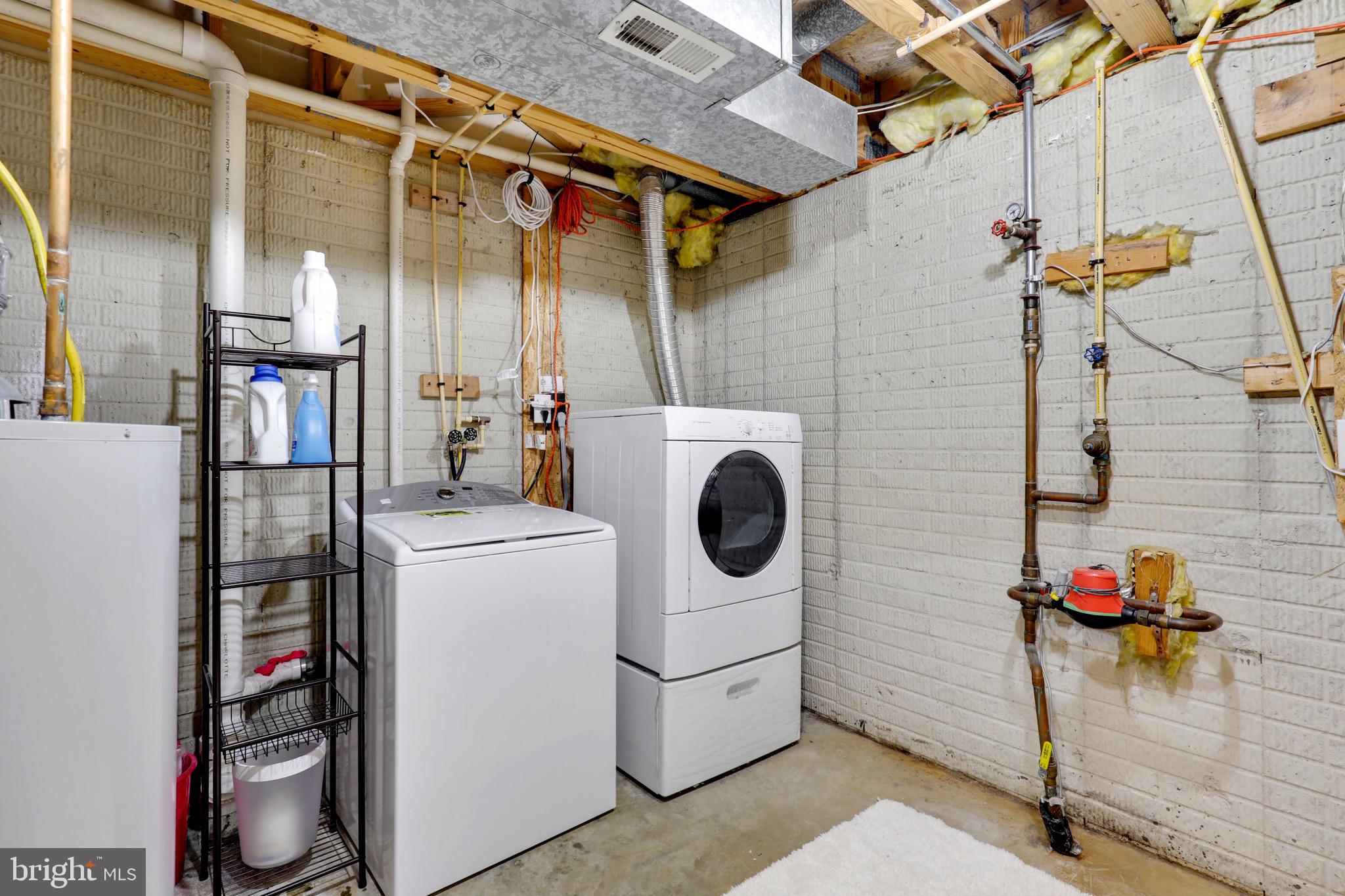 COUNTRY WALK - Residential