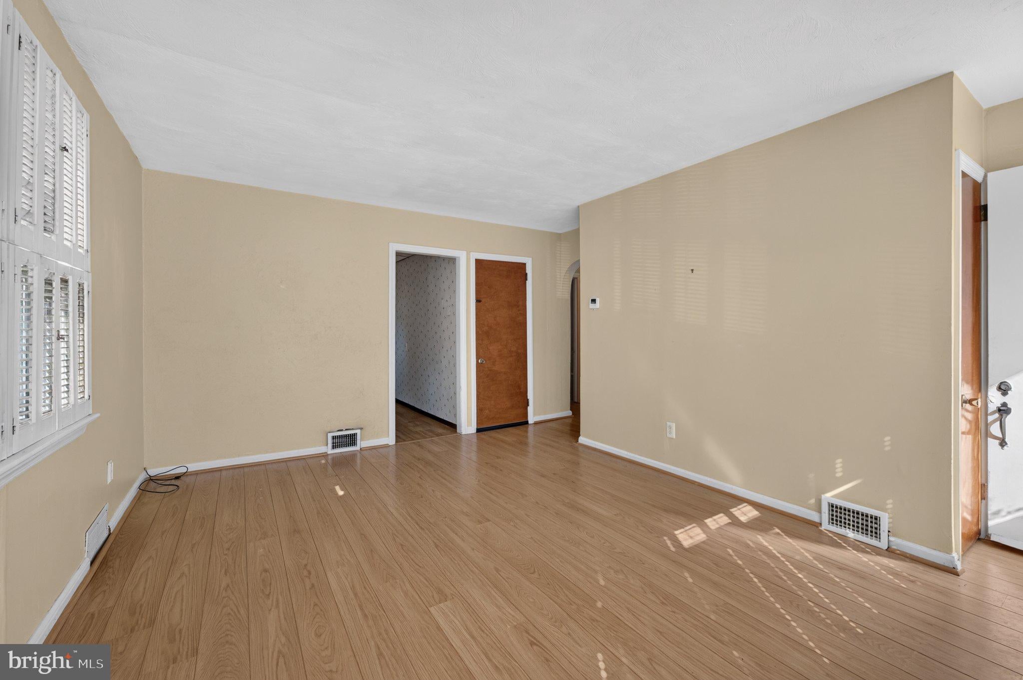 30 W MAPLE AVENUE
