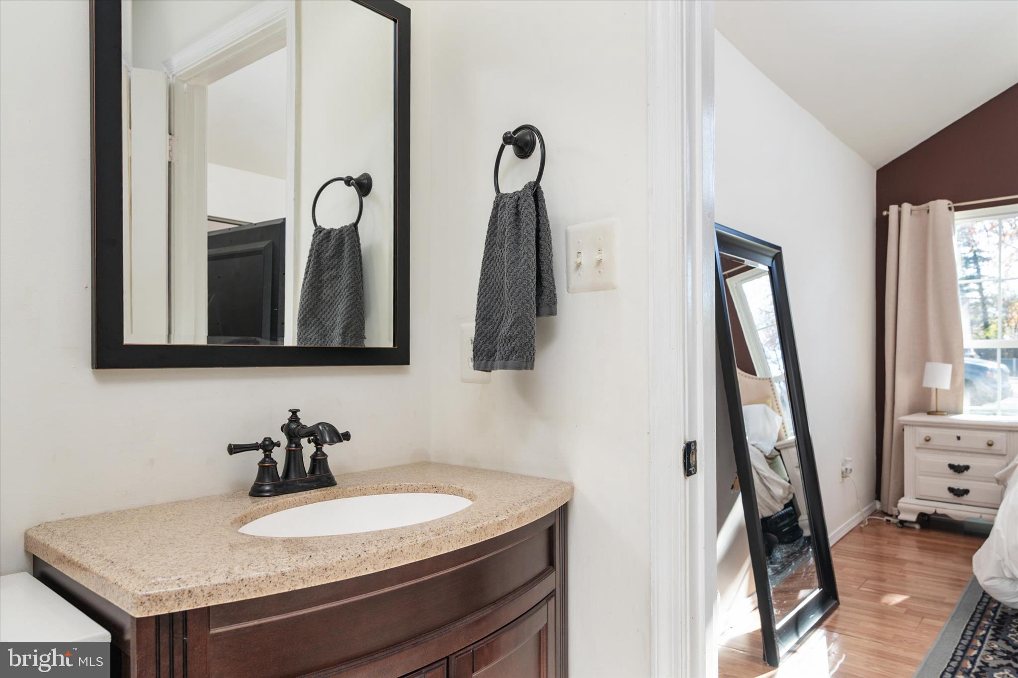 MARINERS POINT - Residential