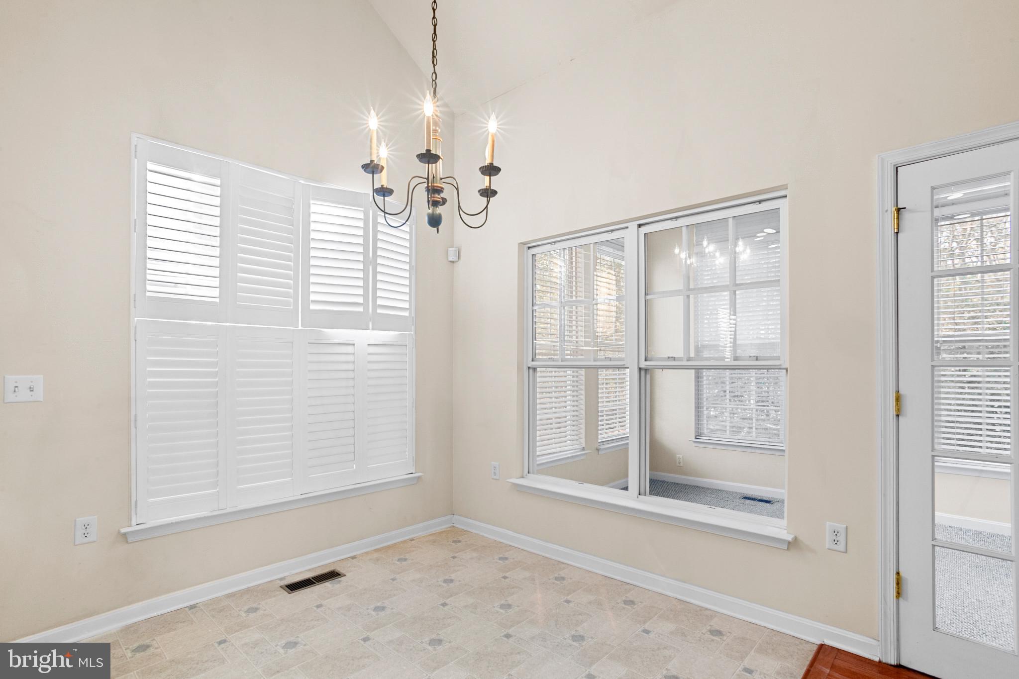 OCEAN PINES - THE PARKE - Residential