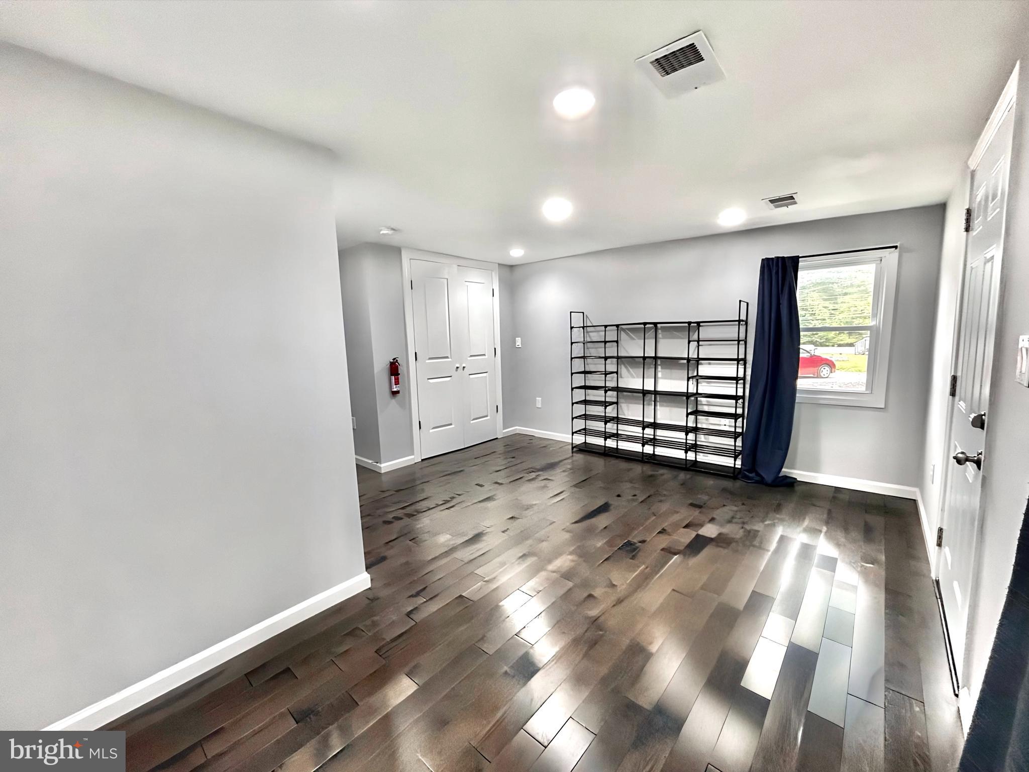 CHARLES COUNTY - Residential Lease