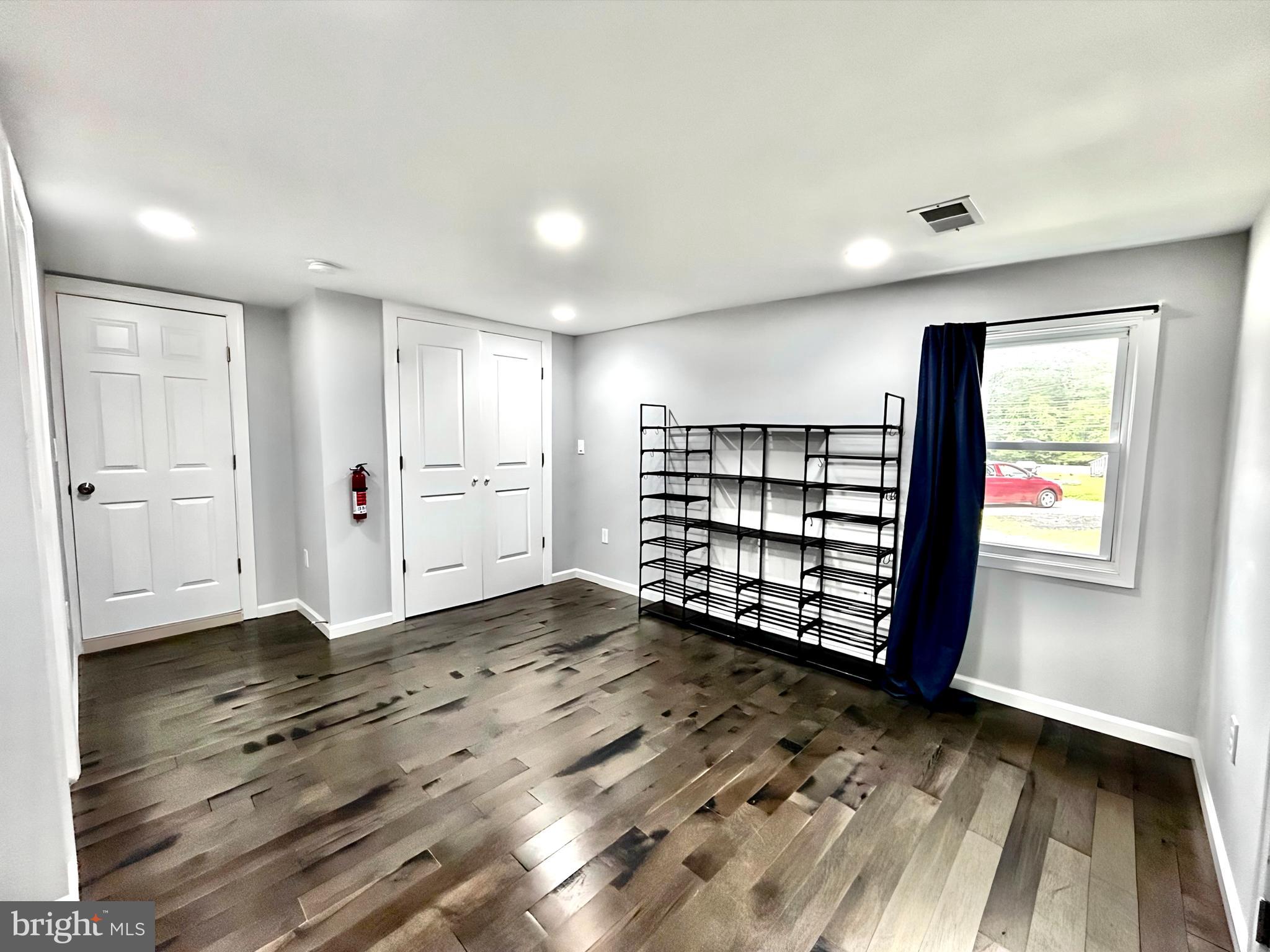 CHARLES COUNTY - Residential Lease