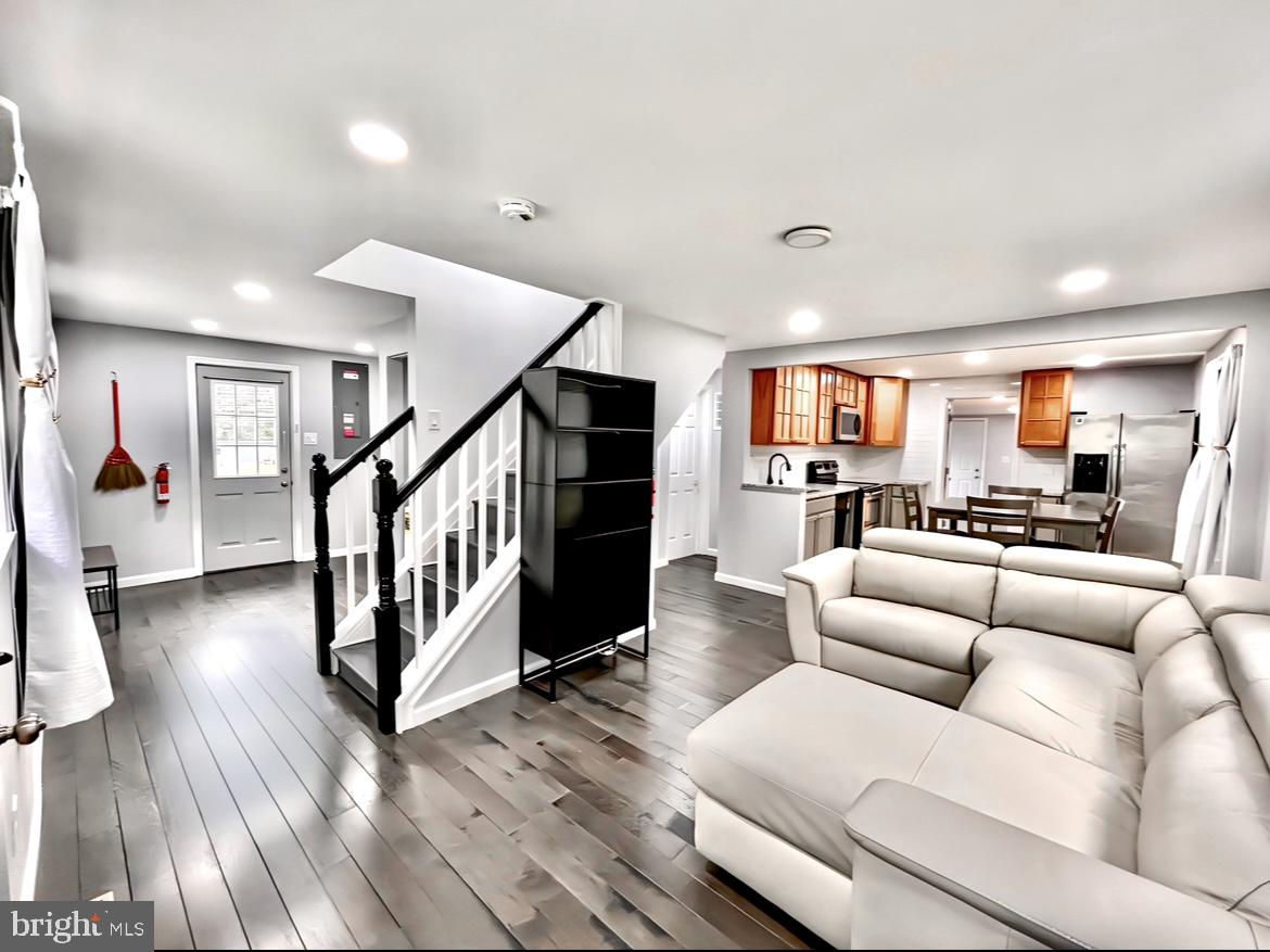 CHARLES COUNTY - Residential Lease