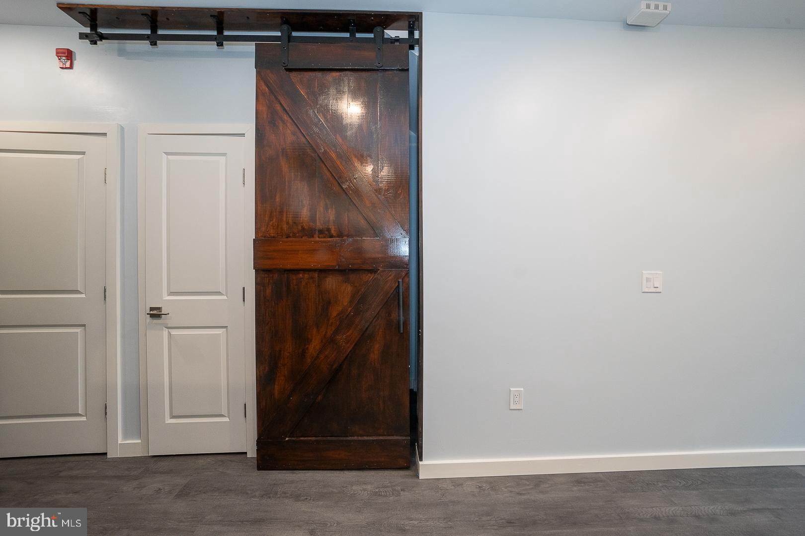 OLDE KENSINGTON - Residential Lease