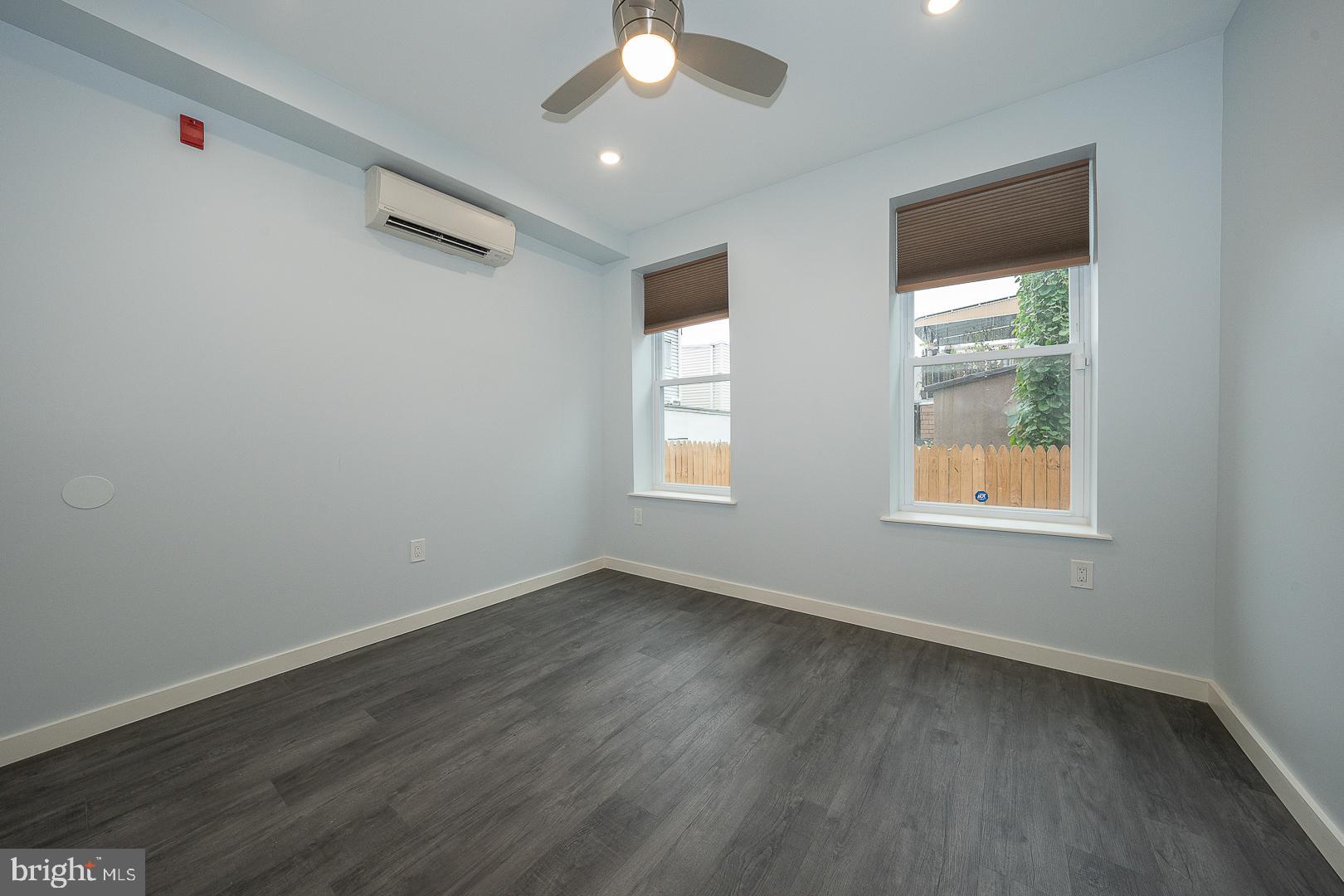 OLDE KENSINGTON - Residential Lease