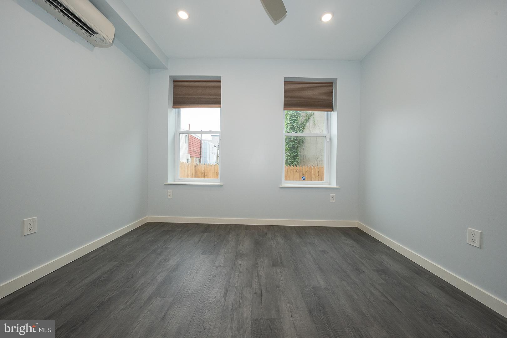 OLDE KENSINGTON - Residential Lease