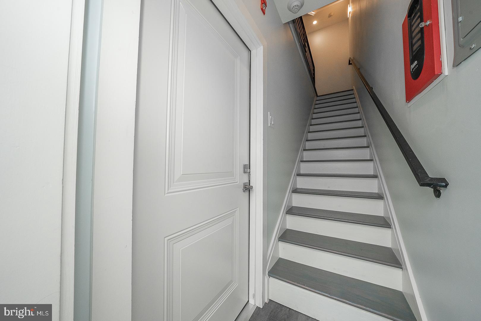 OLDE KENSINGTON - Residential Lease