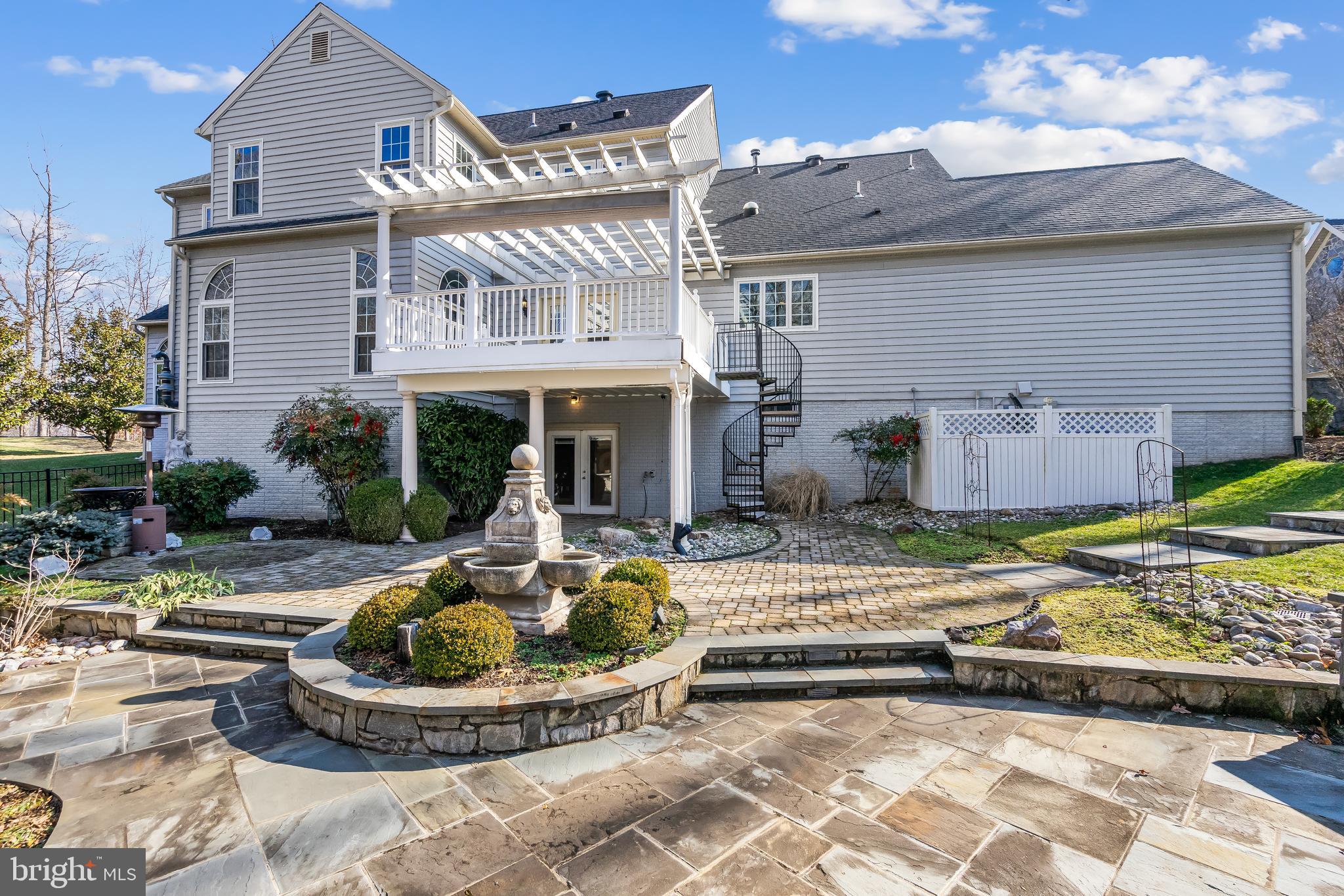 CATHARPIN VALLEY - Residential Lease