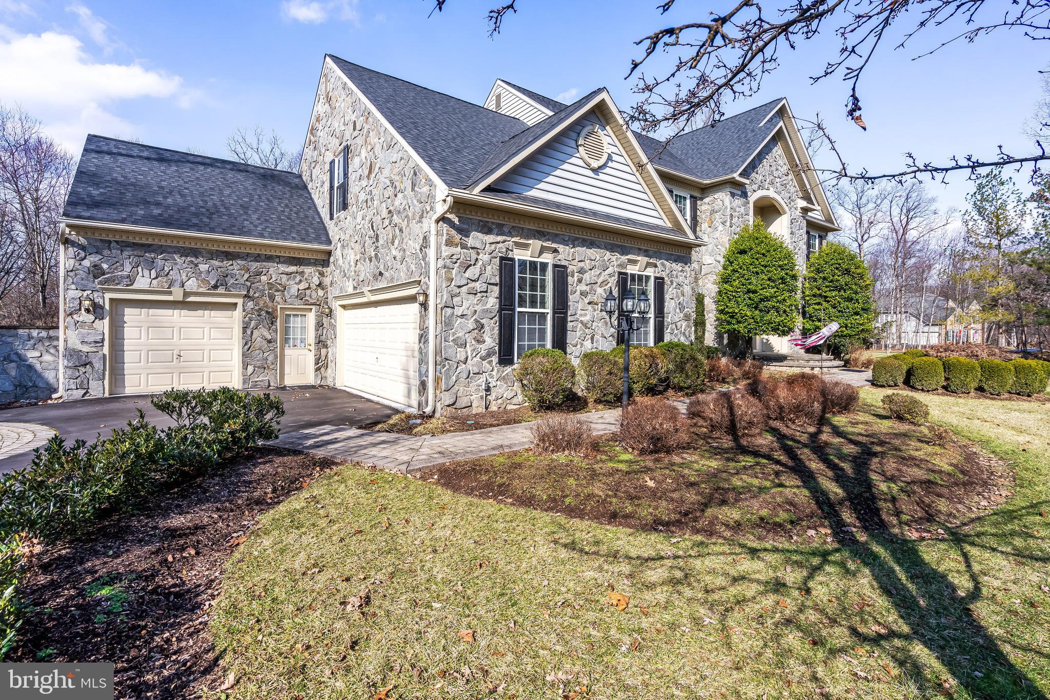 CATHARPIN VALLEY - Residential Lease