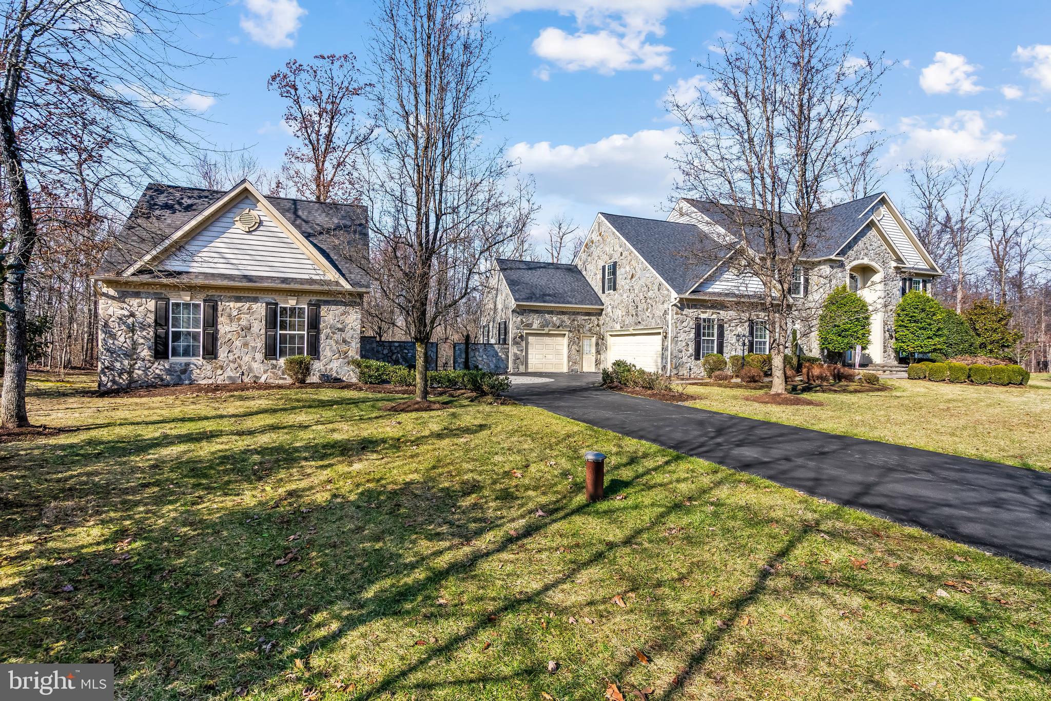 CATHARPIN VALLEY - Residential Lease