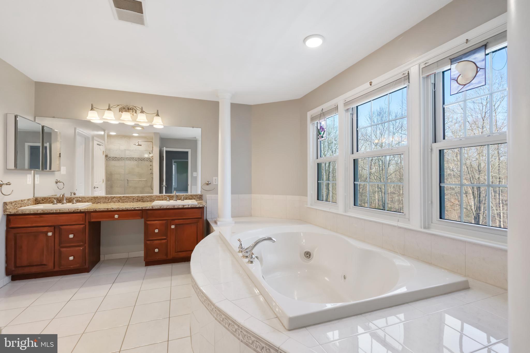 CATHARPIN VALLEY - Residential Lease