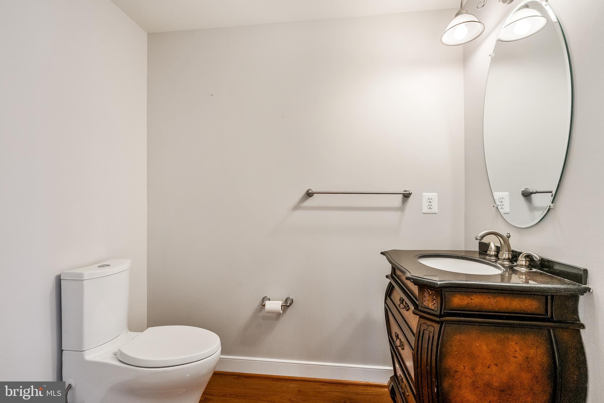 CATHARPIN VALLEY - Residential Lease