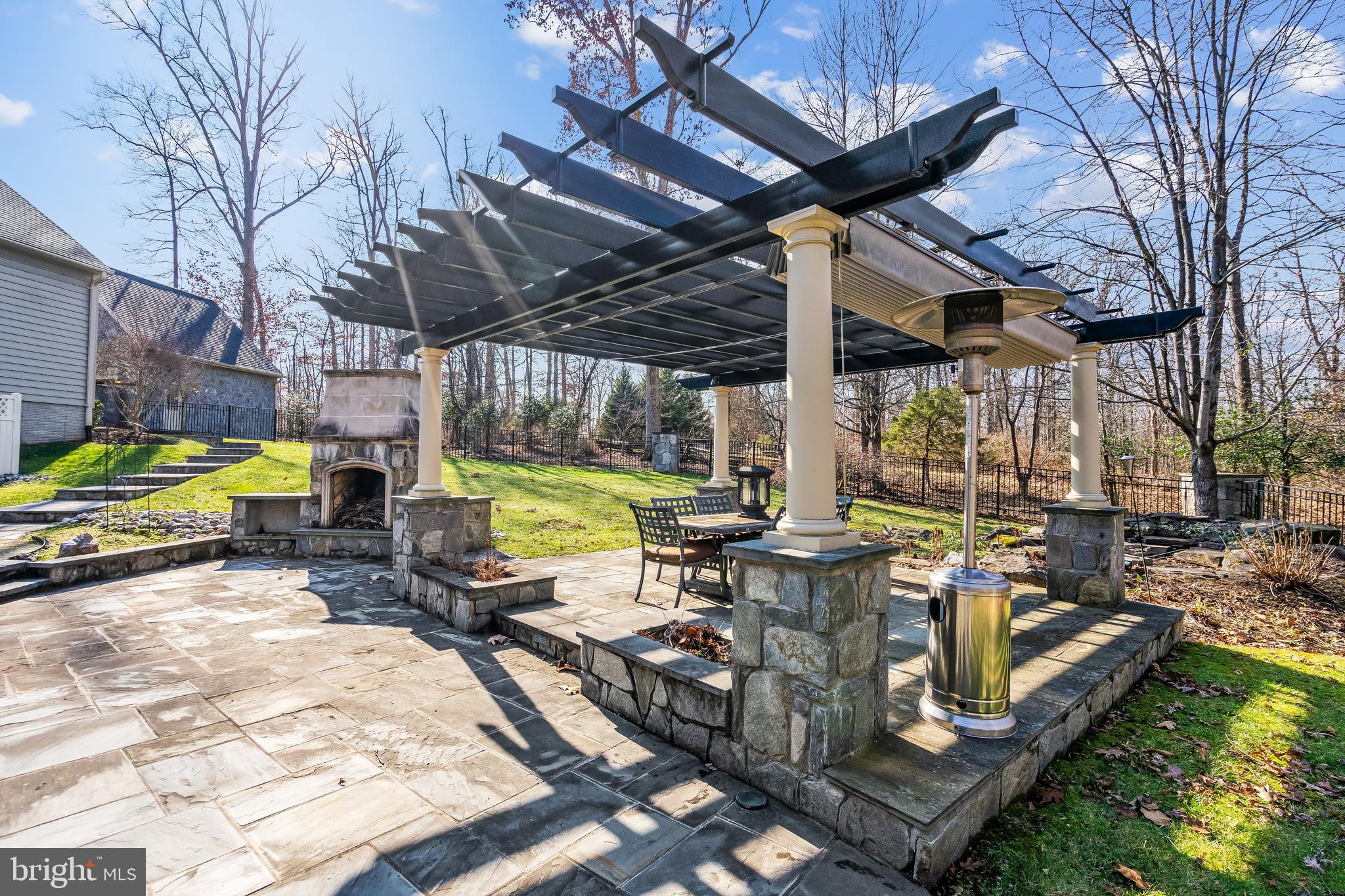 CATHARPIN VALLEY - Residential Lease