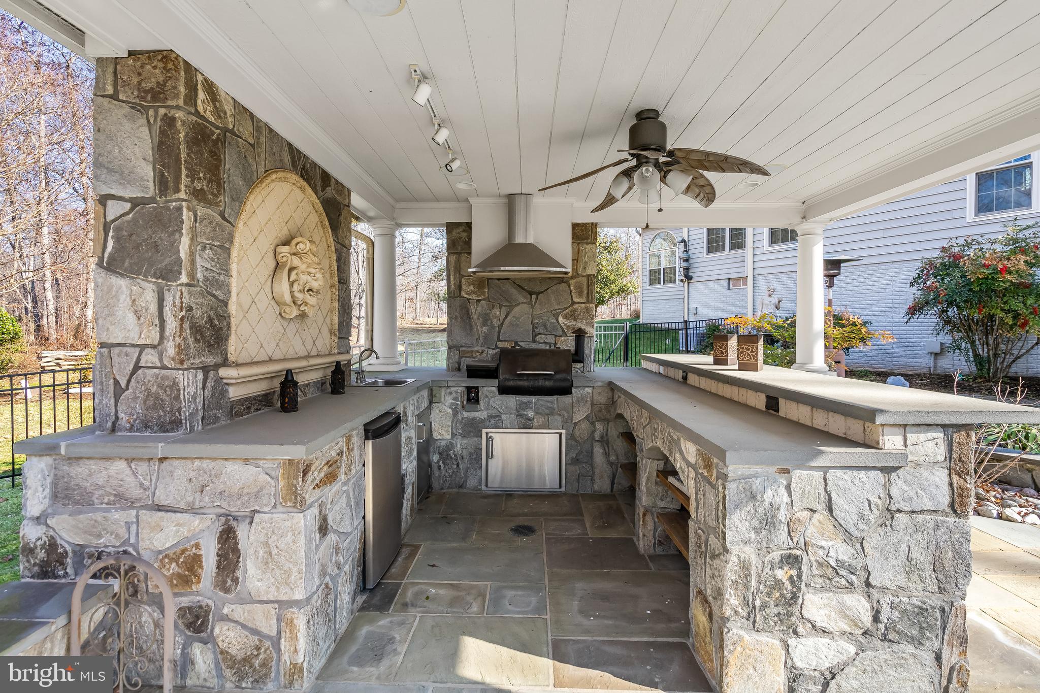 CATHARPIN VALLEY - Residential Lease