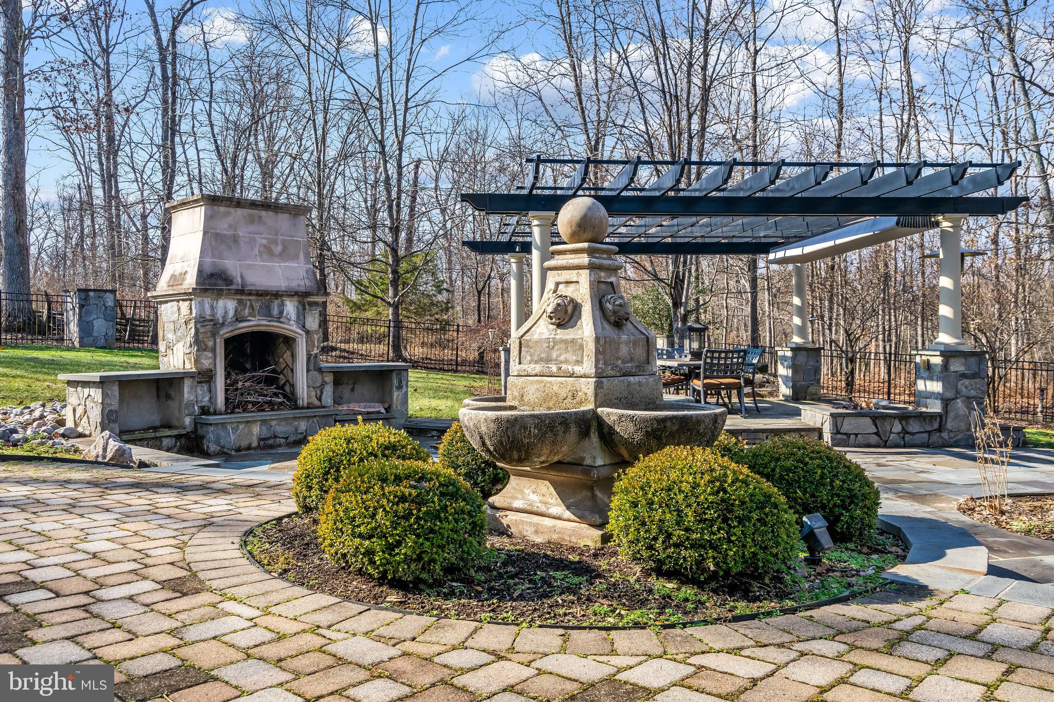 CATHARPIN VALLEY - Residential Lease