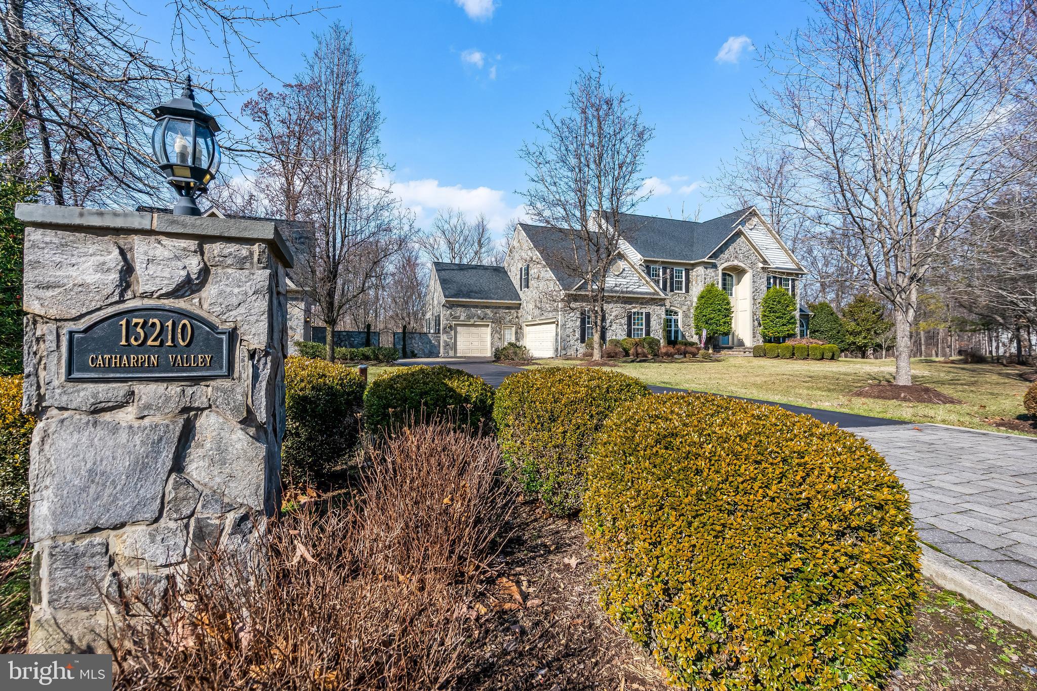 CATHARPIN VALLEY - Residential Lease