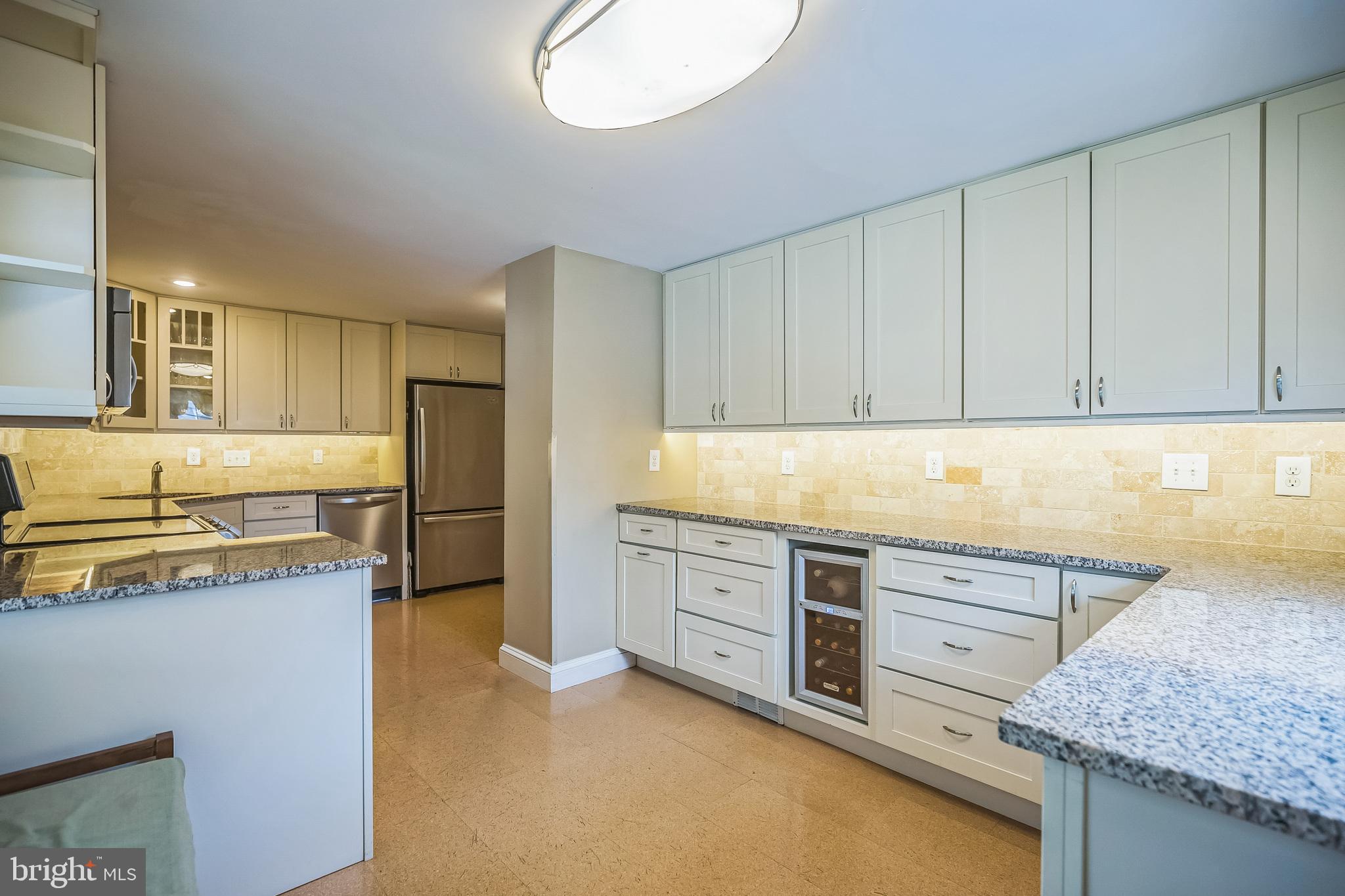 GLENSIDE - Residential