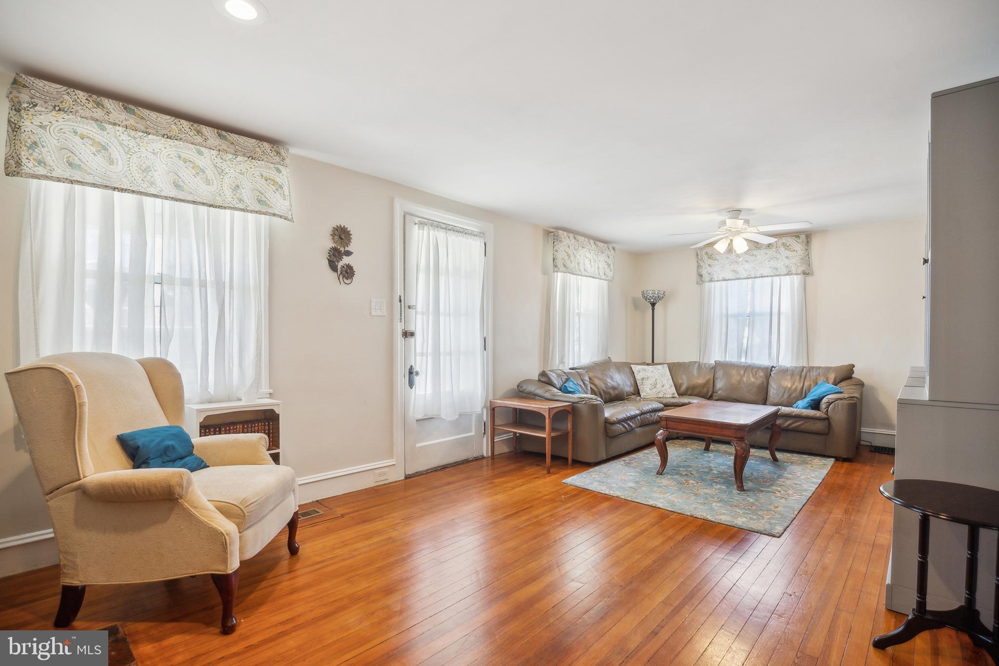 GLENSIDE - Residential