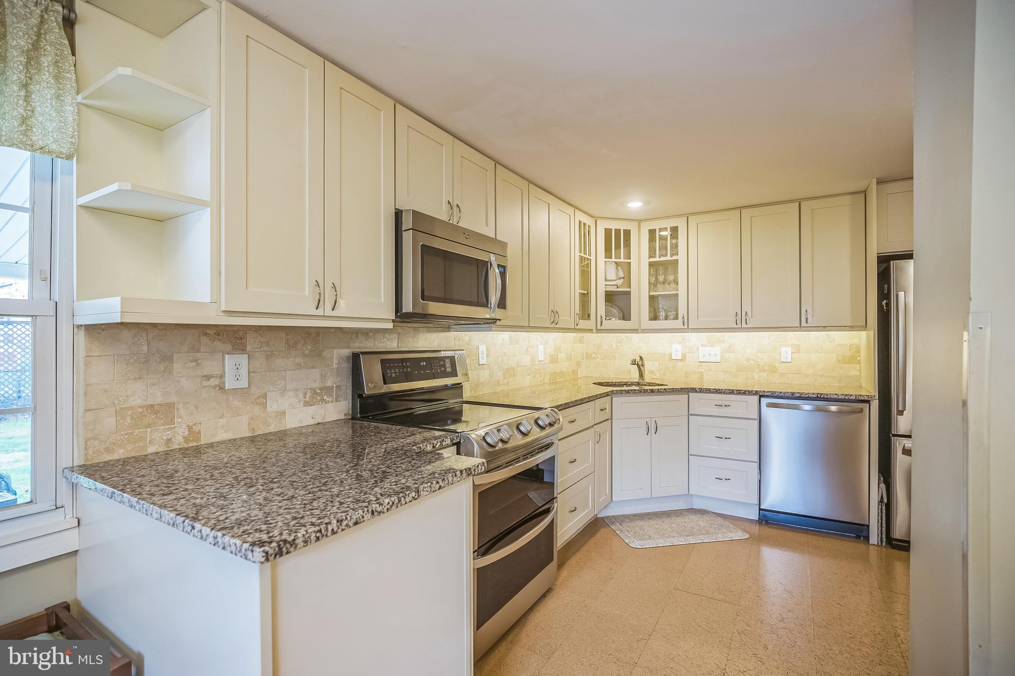 GLENSIDE - Residential