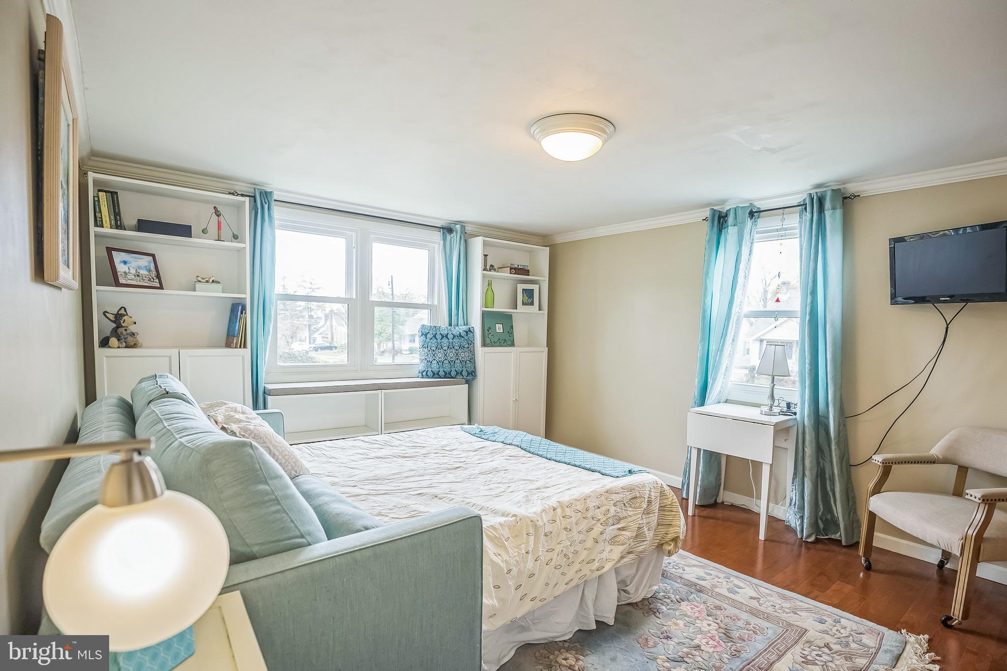 GLENSIDE - Residential