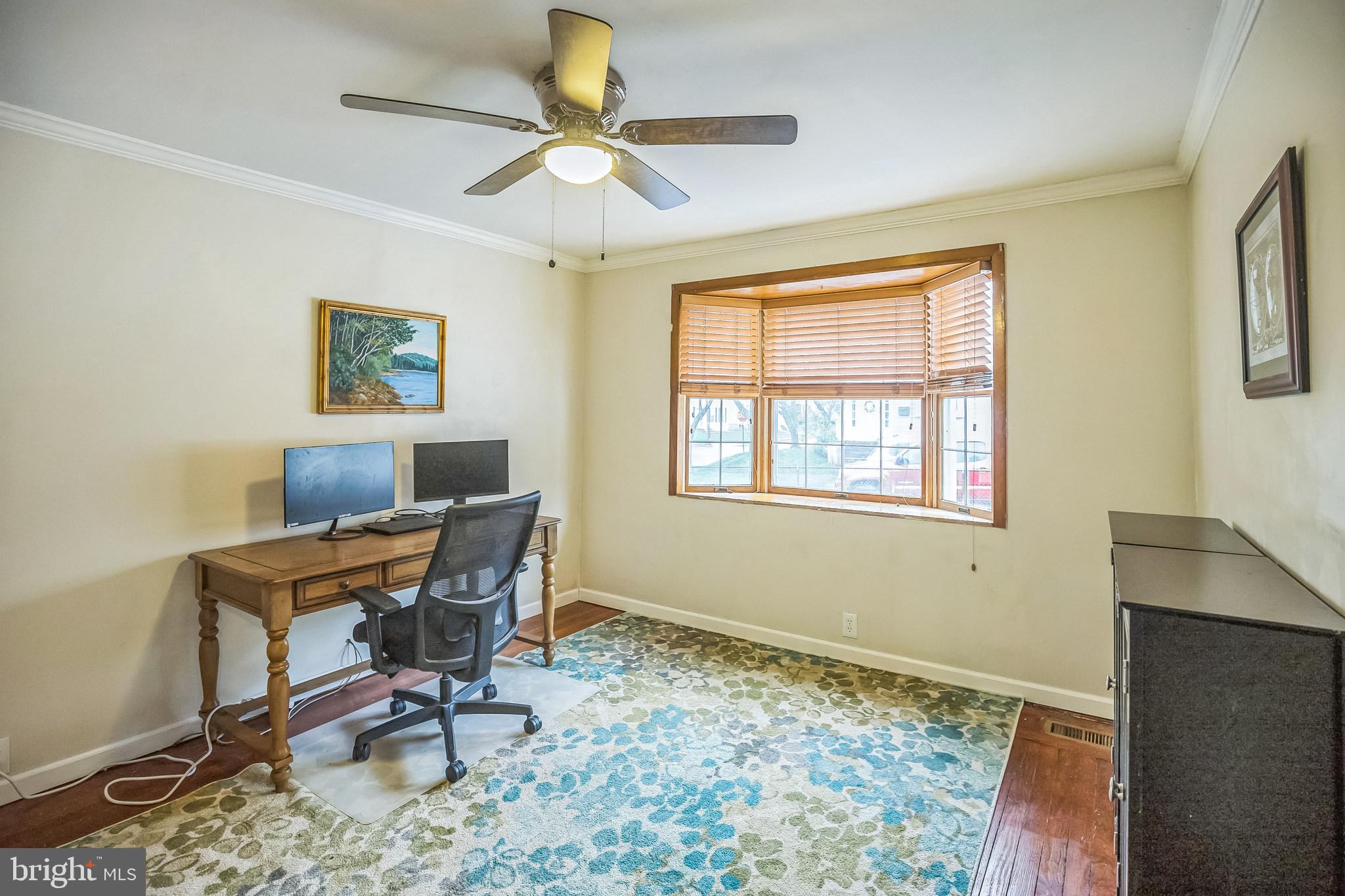 GLENSIDE - Residential