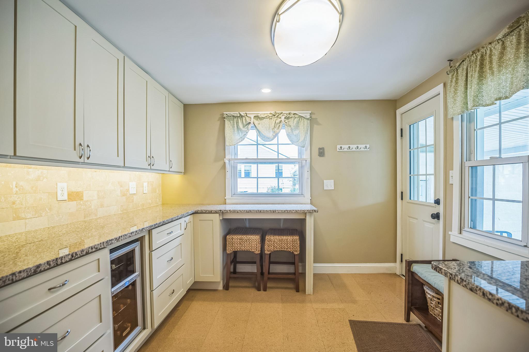 GLENSIDE - Residential