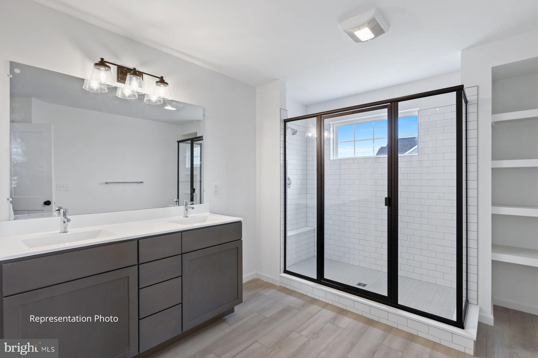 STRATHFORD MEADOWS - Residential