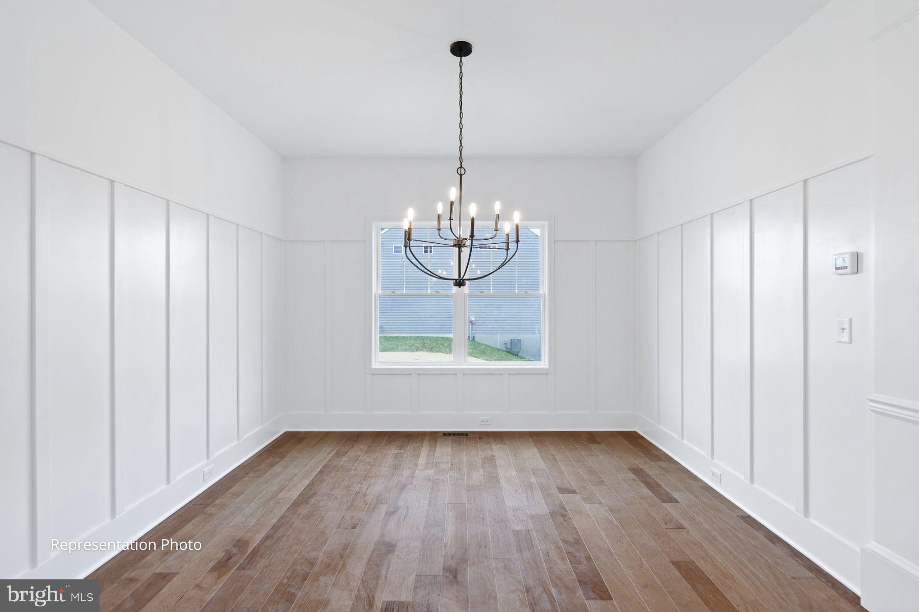 STRATHFORD MEADOWS - Residential