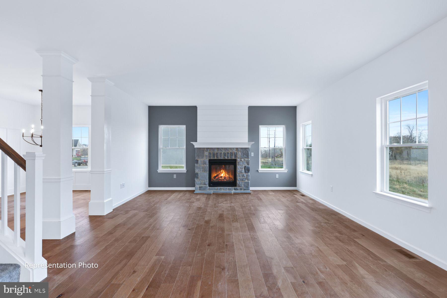 STRATHFORD MEADOWS - Residential